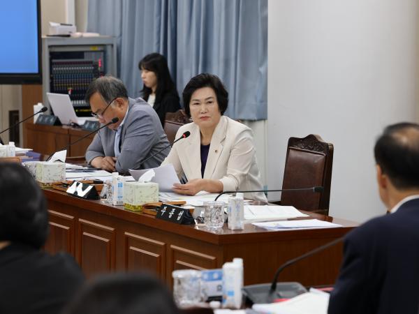 제392회 임시회 경제관광문화위원회 업무보고 첨부이미지 : 25년07월15일 제392회 임시회 경제관광문화위원회 업무보고 - 049.jpg