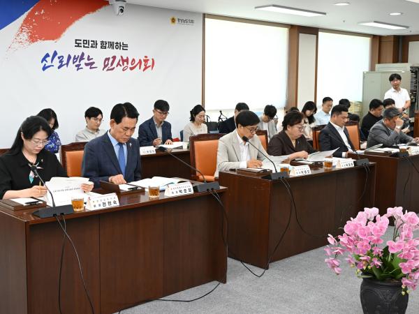 대한민국시도의회의장협의회 지방의회 정책지원 전문성 강화 특별위원회 제2차 정기회 첨부이미지 : 25년06월30일 대한민국시도의회의장협의회 지방의회 정책지원 전문성 강화 특별위원회 제2차 정기회 - 007.jpg