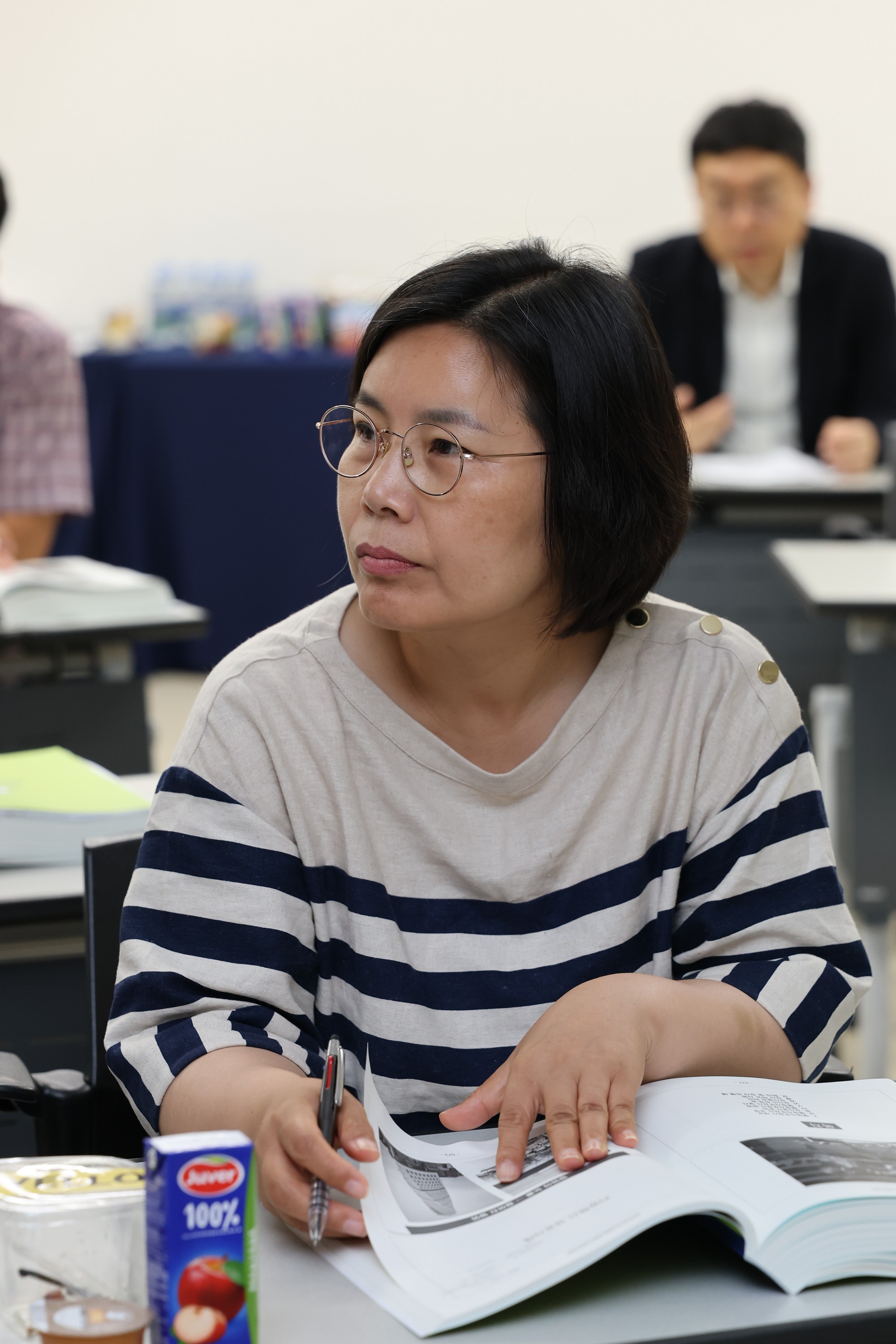 제1기 전라남도의회 의정 아카데미 자치입법 전문가 양성 과정 교육 및 수료식 첨부이미지 : 25년07월03일 제1기 전라남도의회 의정 아카데미 자치입법 전문가 양성 과정 교육 - 008.jpg