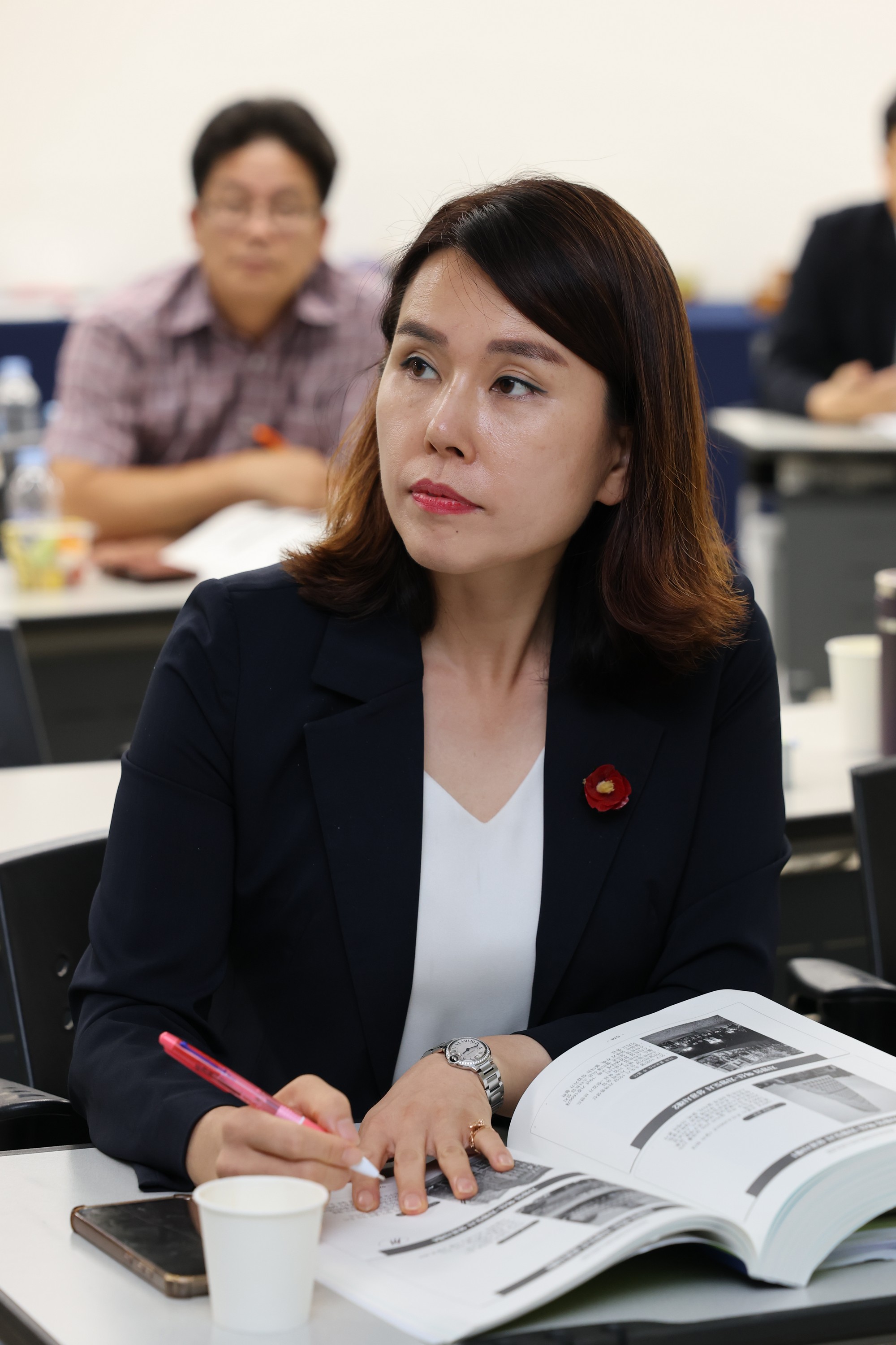 제1기 전라남도의회 의정 아카데미 자치입법 전문가 양성 과정 교육 및 수료식 첨부이미지 : 25년07월03일 제1기 전라남도의회 의정 아카데미 자치입법 전문가 양성 과정 교육 - 006.jpg
