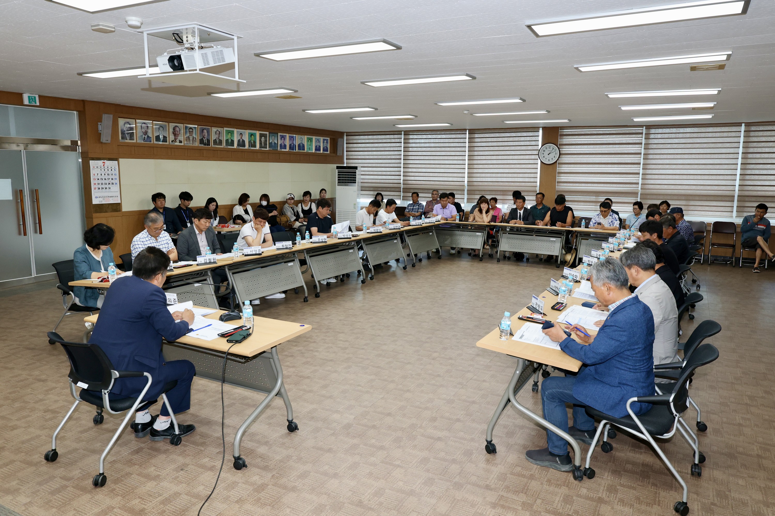 '수산업 면허제도 개선방안 연구회' 정책연구용역 중간보고회&어업인 간담회 첨부이미지 : 25년07월31일 ‘수산업 면허제도 개선방안 연구회‘ 정책연구용역 중간보고회&어업인 간담회 - 018.jpg
