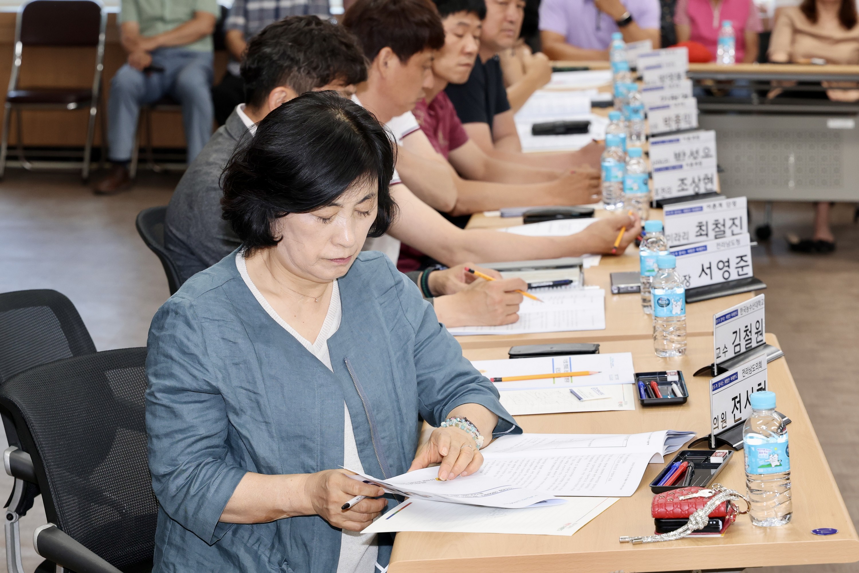 '수산업 면허제도 개선방안 연구회' 정책연구용역 중간보고회&어업인 간담회 첨부이미지 : 25년07월31일 ‘수산업 면허제도 개선방안 연구회‘ 정책연구용역 중간보고회&어업인 간담회 - 032.jpg