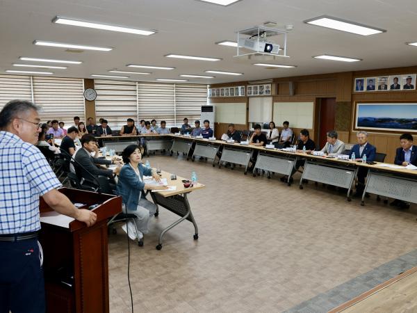 '수산업 면허제도 개선방안 연구회' 정책연구용역 중간보고회&어업인 간담회 첨부이미지 : 25년07월31일 ‘수산업 면허제도 개선방안 연구회‘ 정책연구용역 중간보고회&어업인 간담회 - 023.jpg