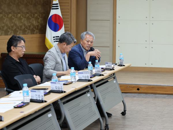 '수산업 면허제도 개선방안 연구회' 정책연구용역 중간보고회&어업인 간담회 첨부이미지 : 25년07월31일  ‘수산업 면허제도 개선방안 연구회‘ 정책연구용역 중간보고회&어업인 간담회 - 003.jpg