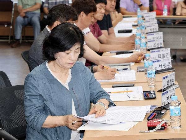 '수산업 면허제도 개선방안 연구회' 정책연구용역 중간보고회&어업인 간담회 첨부이미지 : 25년07월31일 ‘수산업 면허제도 개선방안 연구회‘ 정책연구용역 중간보고회&어업인 간담회 - 032.jpg