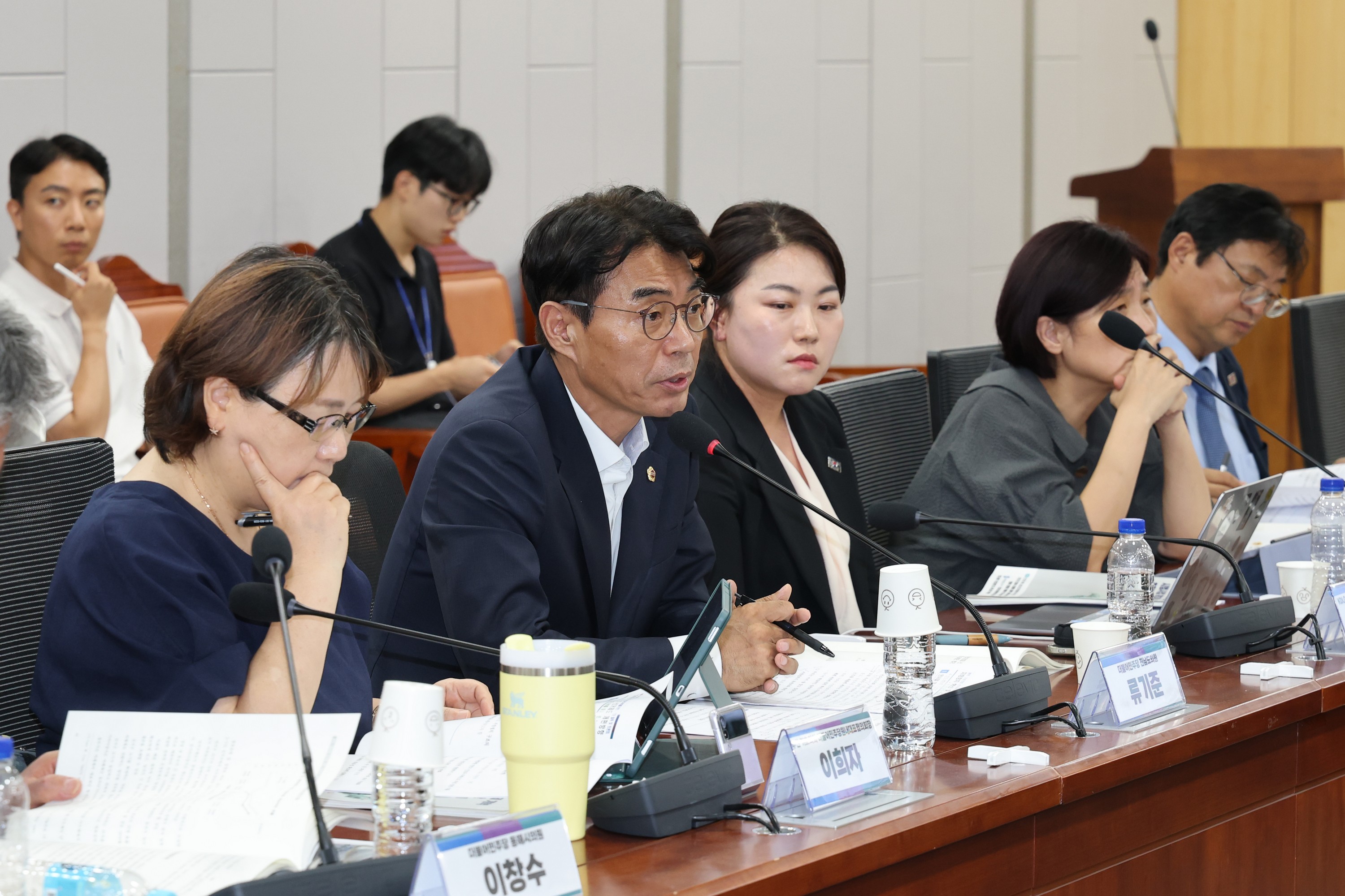 광역·기초의회 선거제 개혁 시범사업 확대를 위한 토론회 첨부이미지 : 25년07월30일 광역·기초의회 선거제 개혁 시범사업 확대를 위한 토론회 - 036.jpg