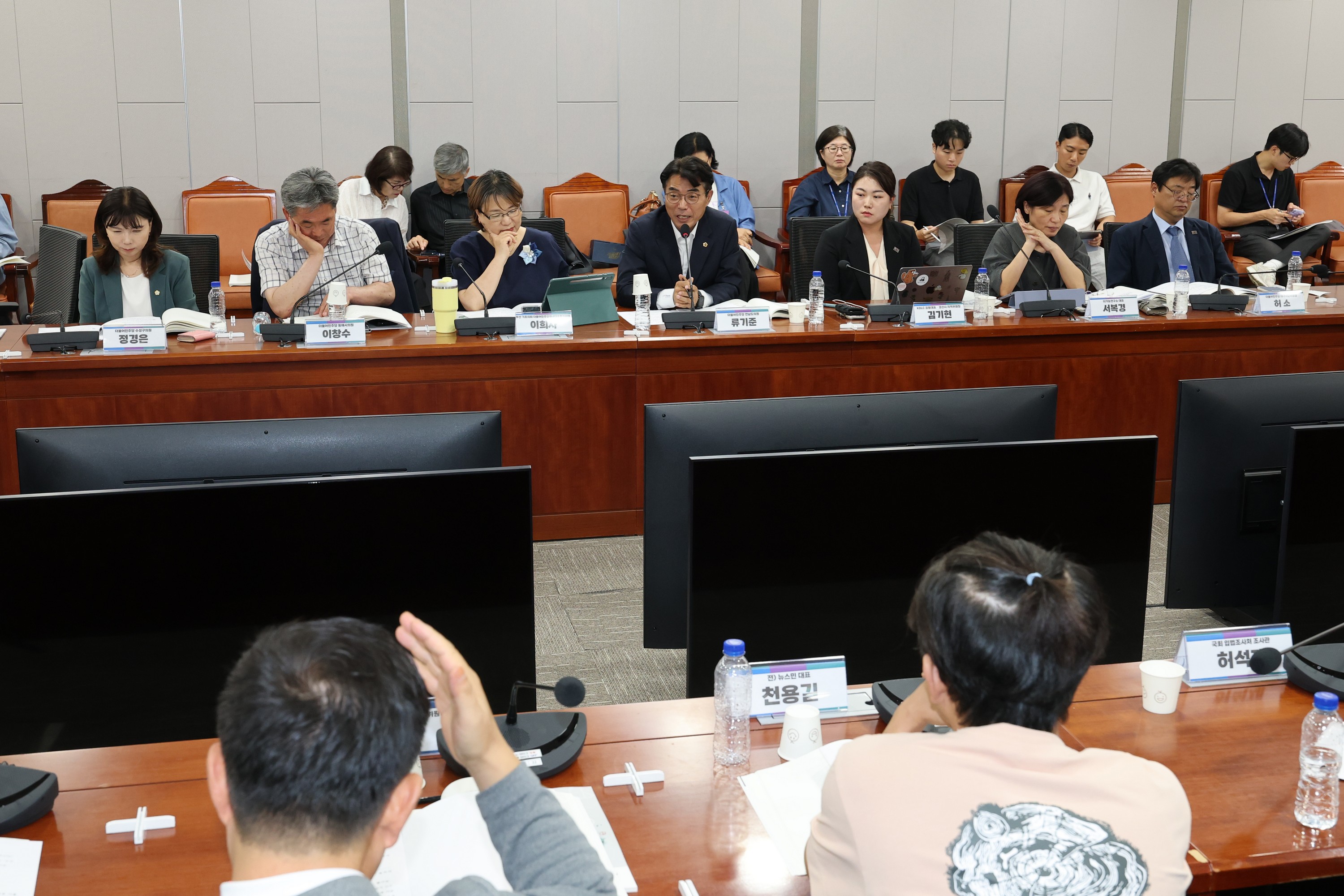 광역·기초의회 선거제 개혁 시범사업 확대를 위한 토론회 첨부이미지 : 25년07월30일 광역·기초의회 선거제 개혁 시범사업 확대를 위한 토론회 - 037.jpg