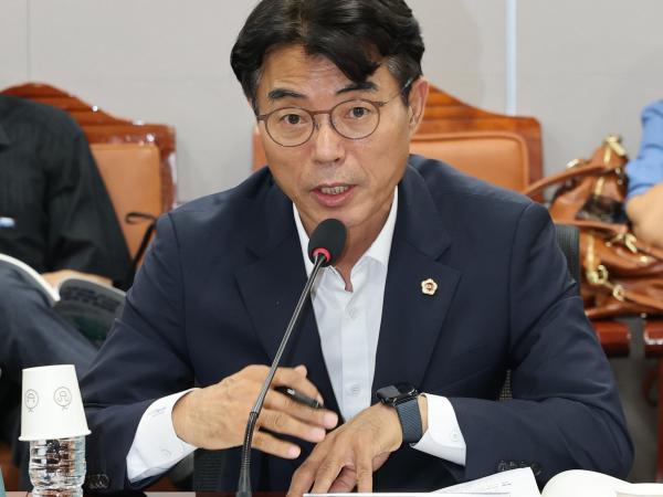 광역·기초의회 선거제 개혁 시범사업 확대를 위한 토론회 첨부이미지 : 25년07월30일 광역·기초의회 선거제 개혁 시범사업 확대를 위한 토론회 - 039.jpg