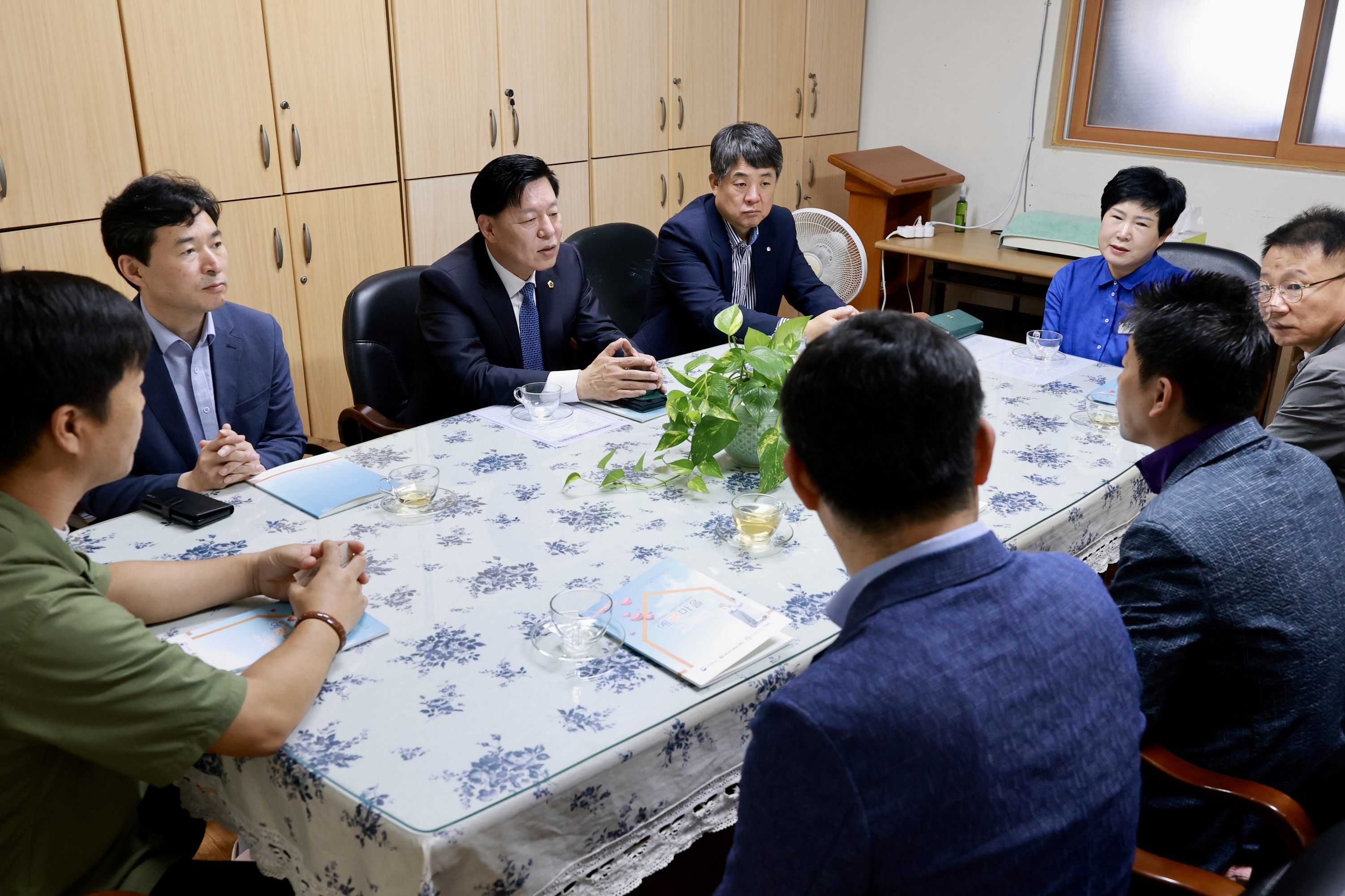 추석 명절 맞이 사회복지시설 위문 첨부이미지 : 25년09월22일 추석 명절 맞이 사회복지시설 위문 - 021.jpg