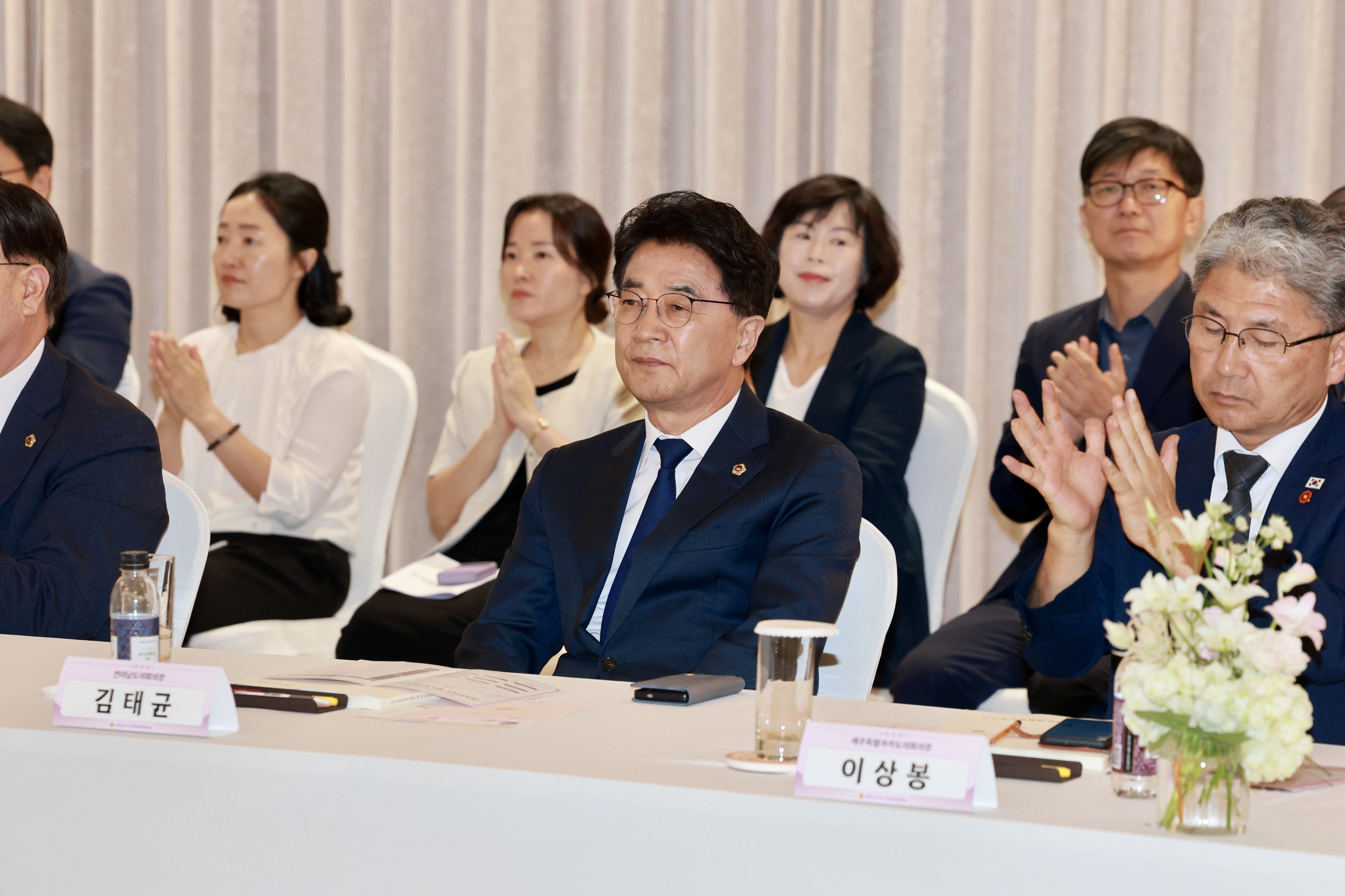 대한민국시도의회의장협의회 제5차 임시회 첨부이미지 : 25년09월23일 대한민국시도의회의장협의회 제5차 임시회 - 007.jpg
