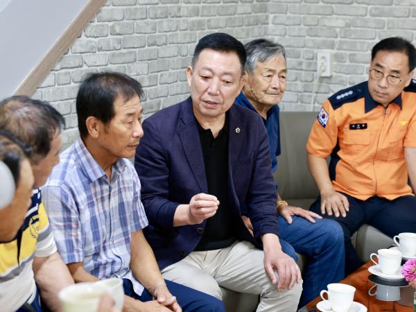 추석 명절 맞이 사회복지시설 위문 첨부이미지 : 25년09월29일 추석 명절 맞이 사회복지시설 위문 - 013.jpg