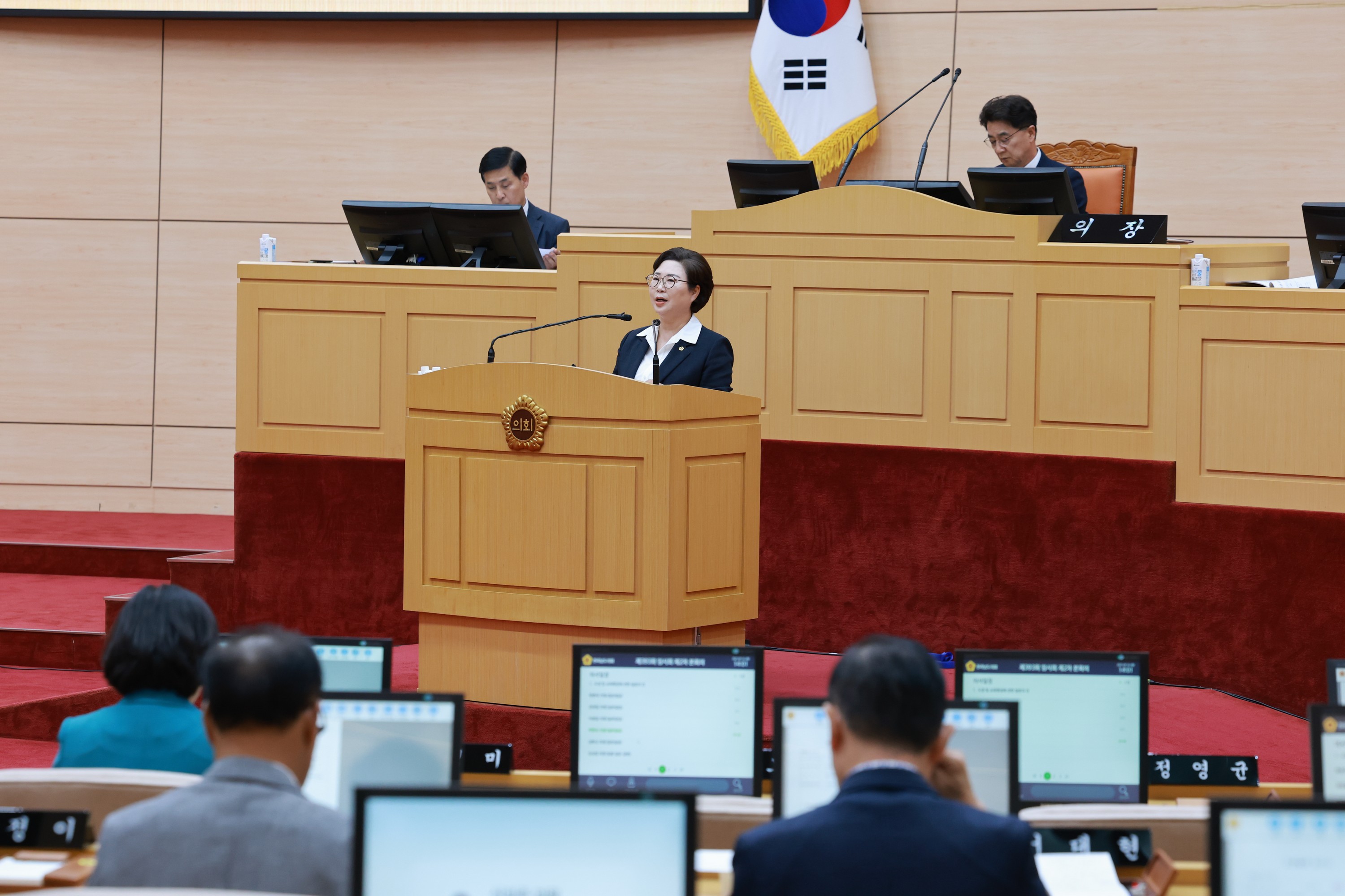 제393회 임시회 제2차 본회의 도정 및 교육행정 질문 첨부이미지 : 25년09월16일 제393회 임시회 제2차 본회의 도정 및 교육행정 질문 - 071.jpg