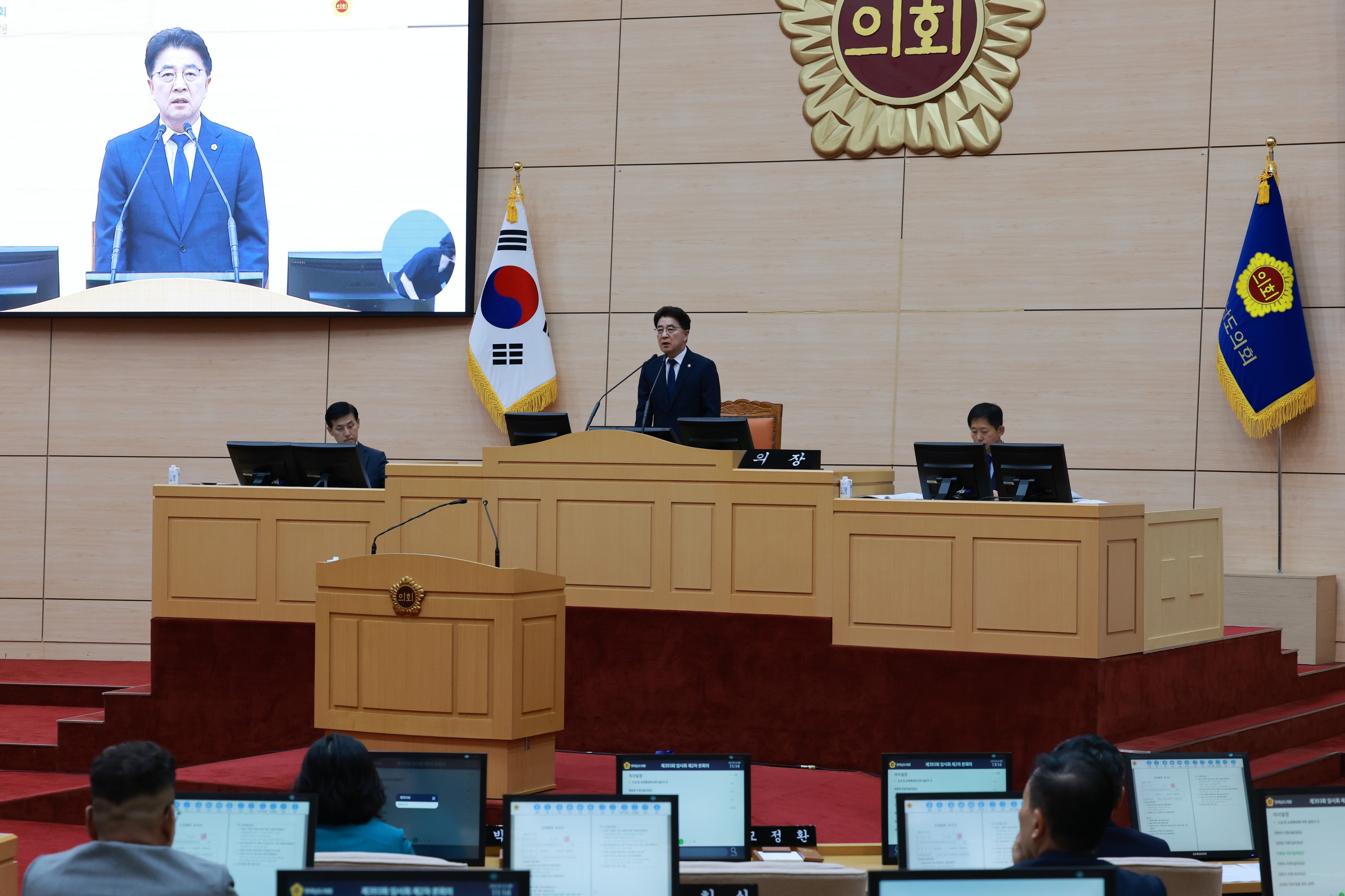 제393회 임시회 제2차 본회의 도정 및 교육행정 질문 첨부이미지 : 25년09월16일 제393회 임시회 제2차 본회의 도정 및 교육행정 질문 - 042.jpg