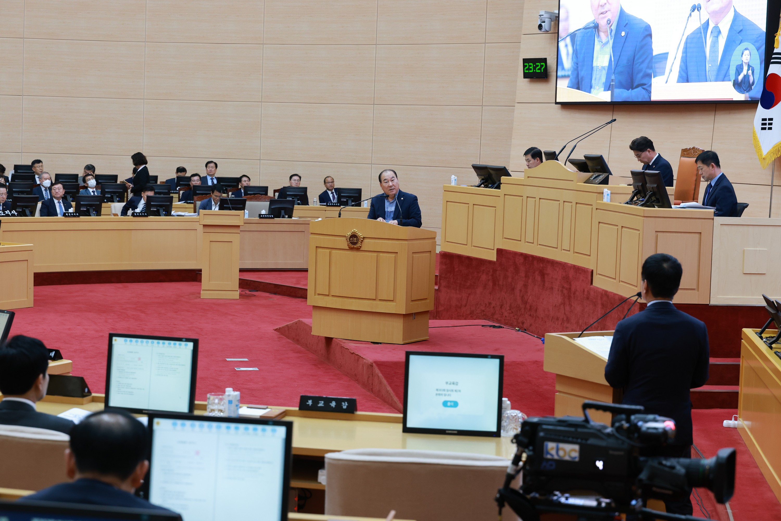 제393회 임시회 제2차 본회의 도정 및 교육행정 질문 첨부이미지 : 25년09월16일 제393회 임시회 제2차 본회의 도정 및 교육행정 질문 - 040.jpg