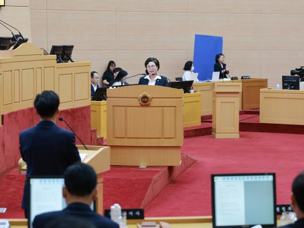 제393회 임시회 제2차 본회의 도정 및 교육행정 질문 첨부이미지 : 25년09월16일 제393회 임시회 제2차 본회의 도정 및 교육행정 질문 - 080.jpg