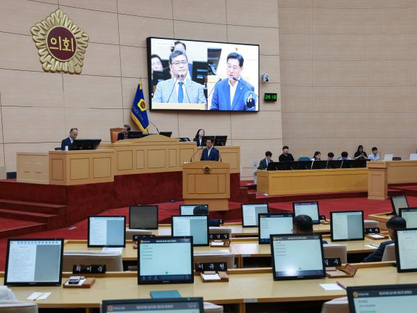 제393회 임시회 제2차 본회의 도정 및 교육행정 질문 첨부이미지 : 25년09월16일 제393회 임시회 제2차 본회의 도정 및 교육행정 질문 - 153.jpg