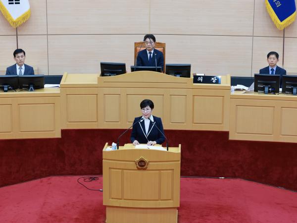 제393회 임시회 제2차 본회의 도정 및 교육행정 질문 첨부이미지 : 25년09월16일 제393회 임시회 제2차 본회의 도정 및 교육행정 질문 - 010.jpg