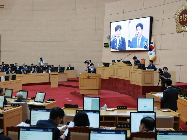 제393회 임시회 제2차 본회의 도정 및 교육행정 질문 첨부이미지 : 25년09월16일 제393회 임시회 제2차 본회의 도정 및 교육행정 질문 - 021.jpg