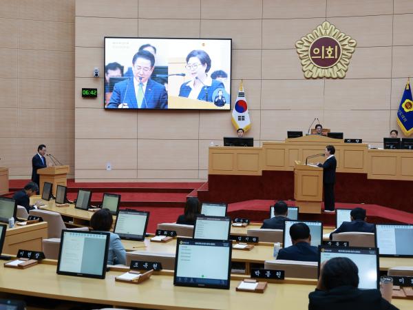 제393회 임시회 제2차 본회의 도정 및 교육행정 질문 첨부이미지 : 25년09월16일 제393회 임시회 제2차 본회의 도정 및 교육행정 질문 - 085.jpg
