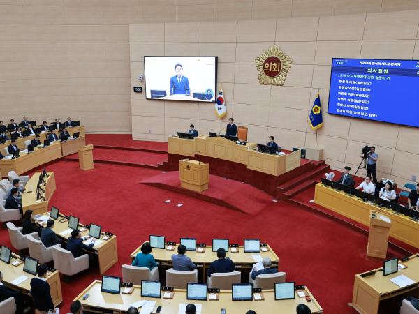 제393회 임시회 제2차 본회의 도정 및 교육행정 질문 첨부이미지 : 25년09월16일 제393회 임시회 제2차 본회의 도정 및 교육행정 질문 - 004.jpg