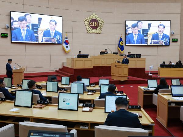 제393회 임시회 제2차 본회의 도정 및 교육행정 질문 첨부이미지 : 25년09월16일 제393회 임시회 제2차 본회의 도정 및 교육행정 질문 - 052.jpg