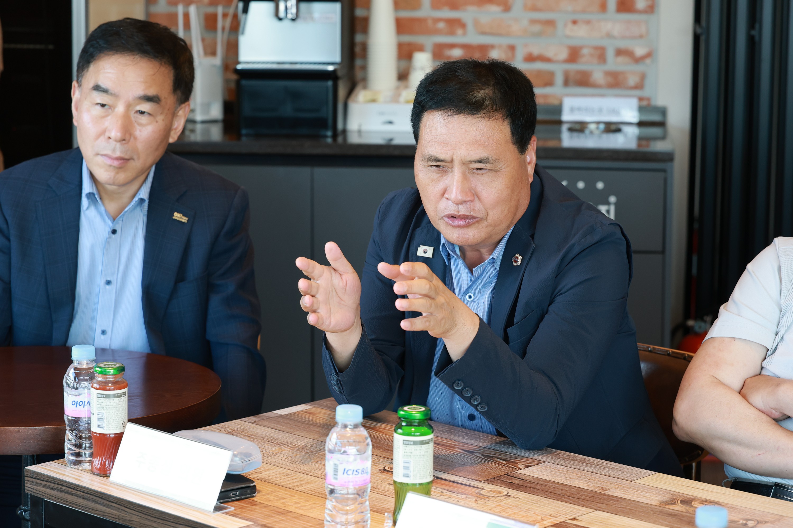 제393회 임시회 경제관광문화위원회 현지활동 첨부이미지 : 25년09월11일 제393회 임시회 경제관광문화위원회 현지활동 - 021.jpg
