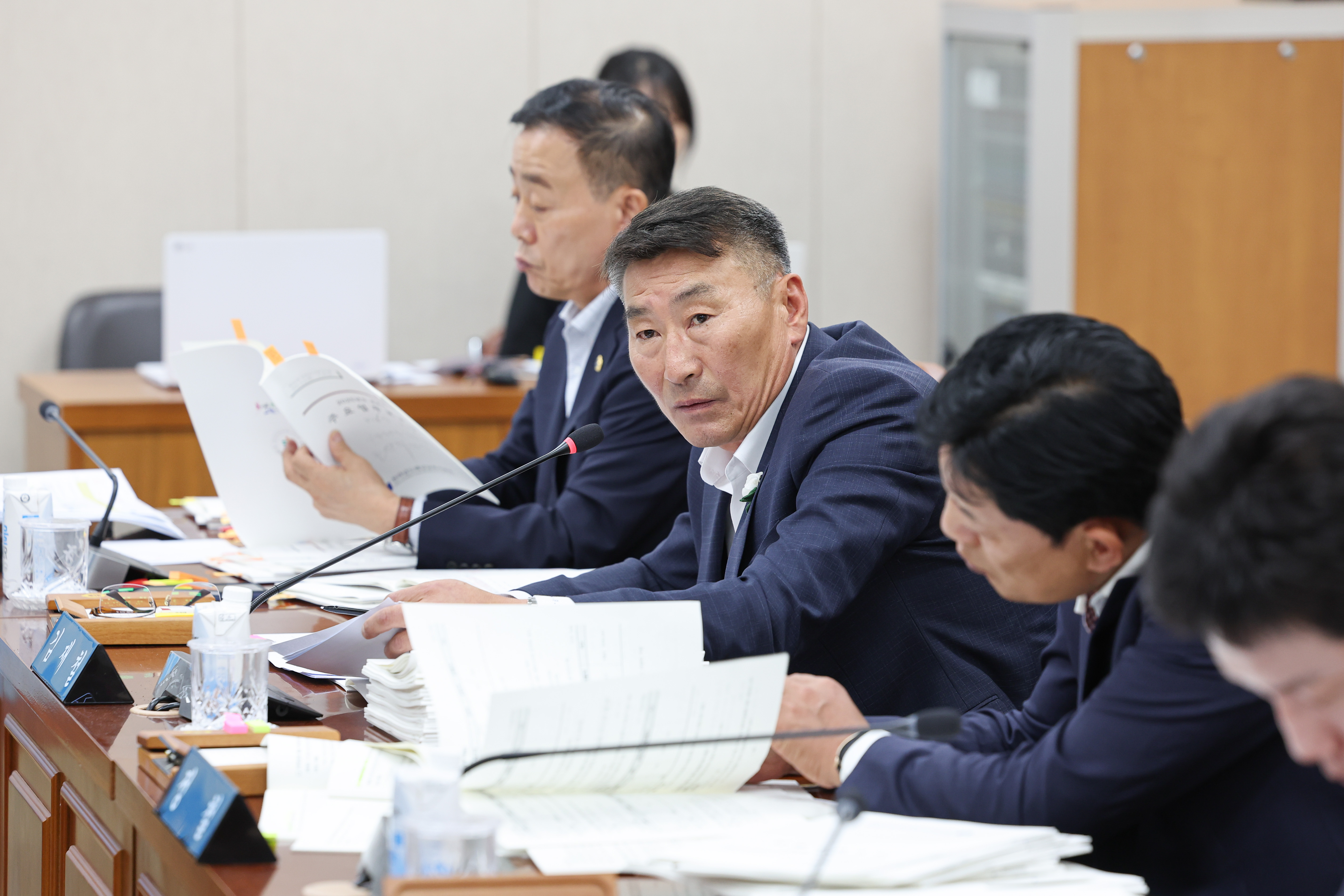 제393회 임시회 교육위원회 회의 첨부이미지 : 25년09월11일 제393회 임시회 교육위원회 회의 (20).jpg