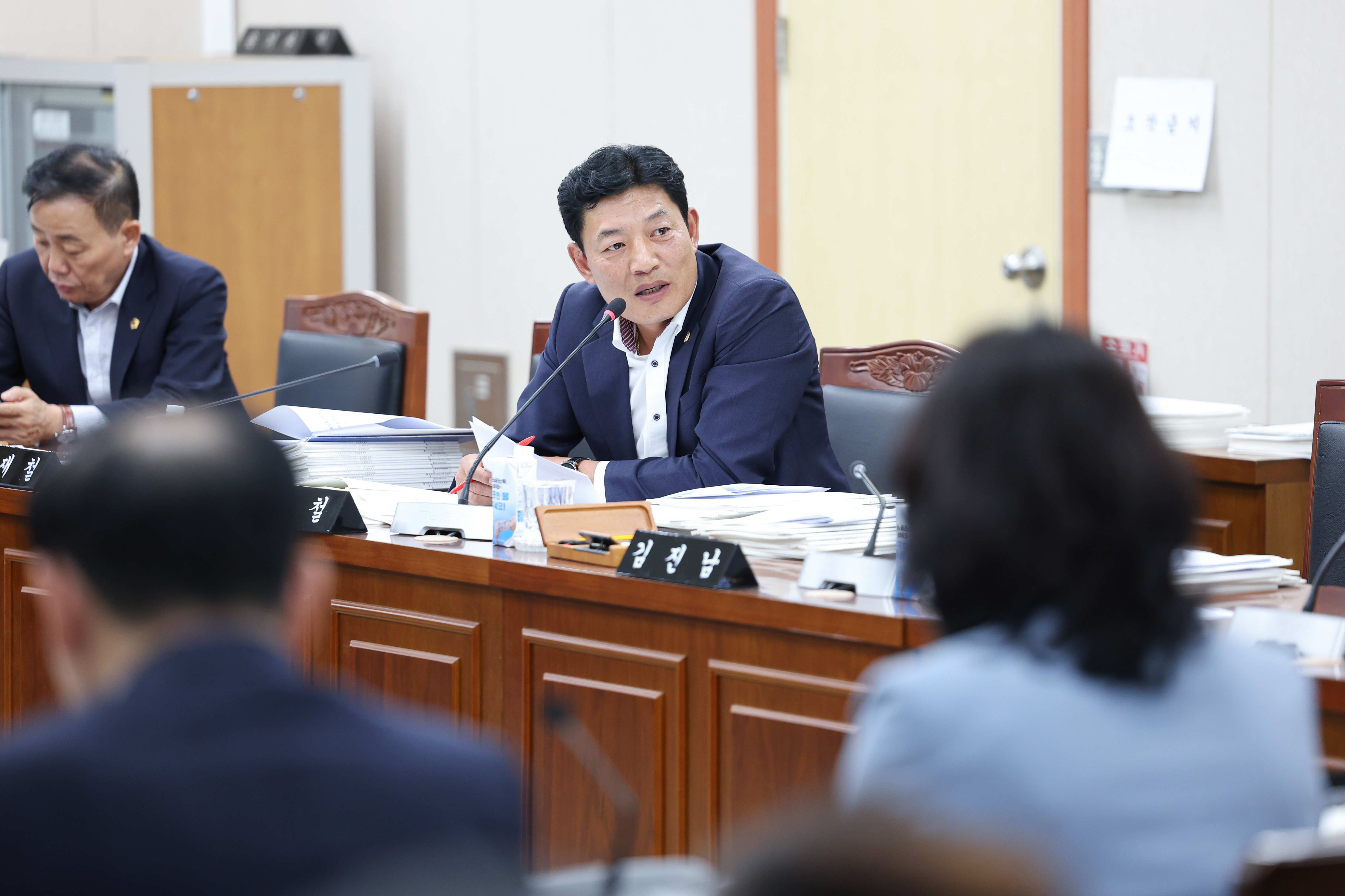 제393회 임시회 교육위원회 회의 첨부이미지 : 25년09월11일 제393회 임시회 교육위원회 회의 (59).jpg