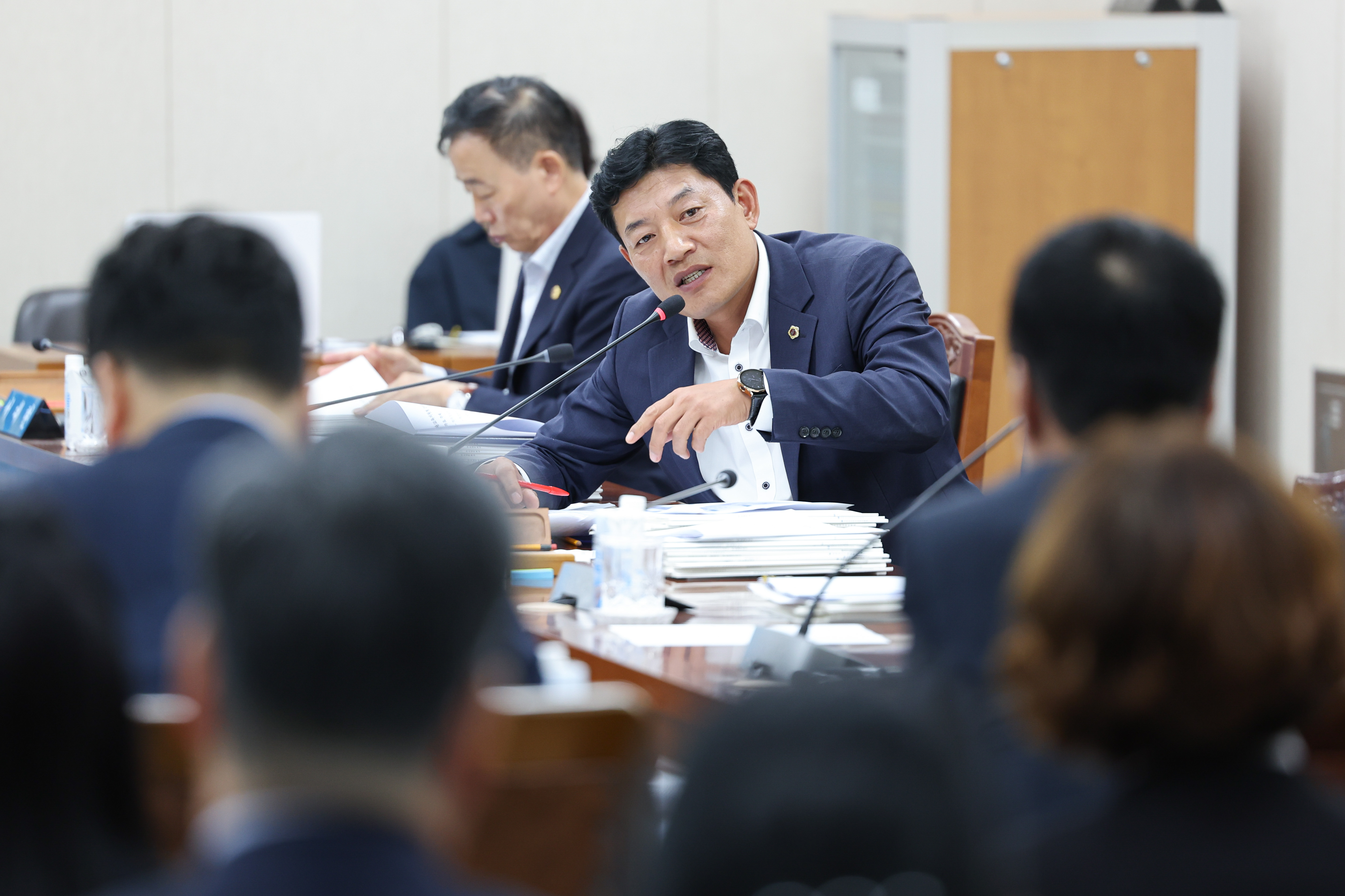 제393회 임시회 교육위원회 회의 첨부이미지 : 25년09월11일 제393회 임시회 교육위원회 회의 (62).jpg