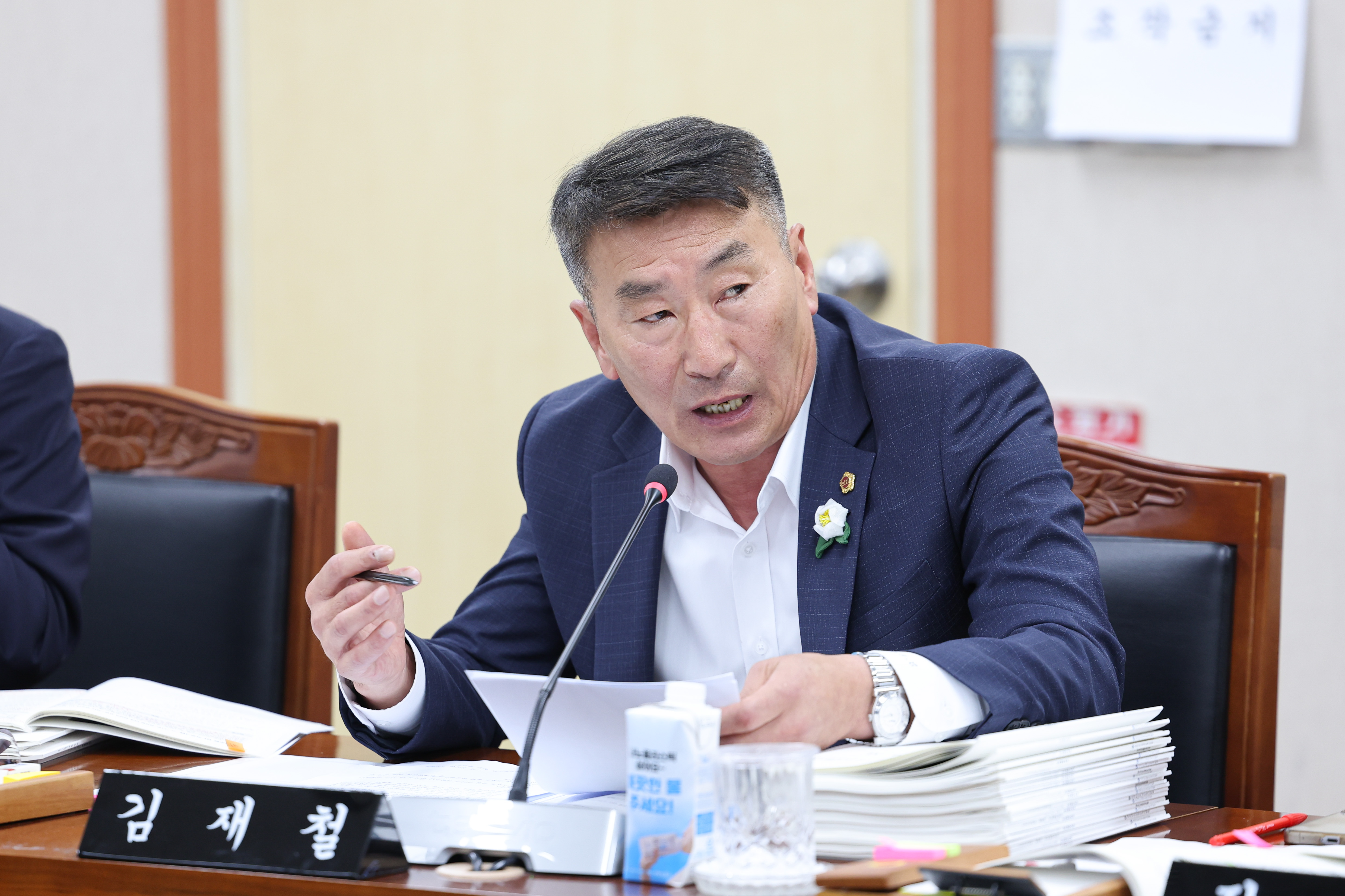제393회 임시회 교육위원회 회의 첨부이미지 : 25년09월11일 제393회 임시회 교육위원회 회의 (21).jpg