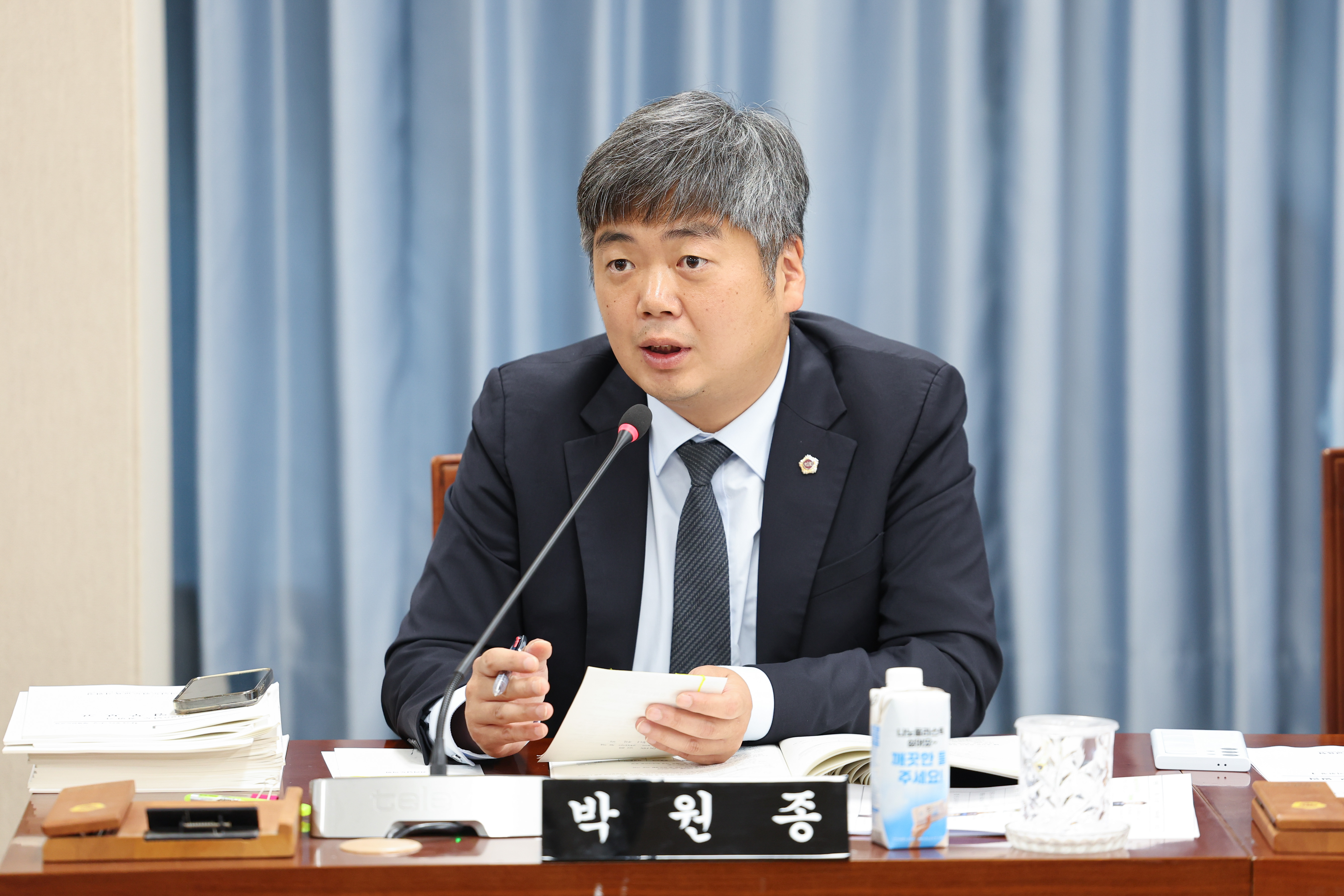 제393회 임시회 교육위원회 회의 첨부이미지 : 25년09월11일 제393회 임시회 교육위원회 회의 (35).jpg