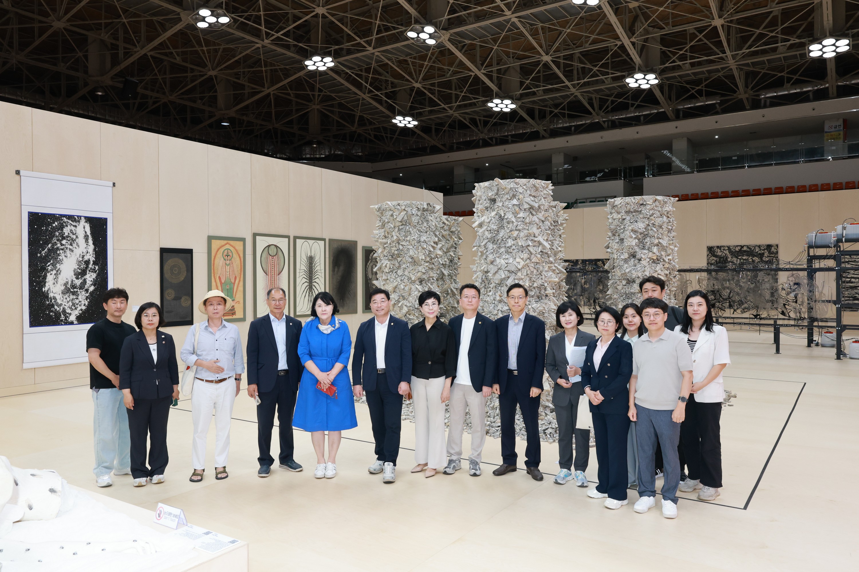 제393회 임시회 경제관광문화위원회 현지활동 첨부이미지 : 25년09월11일 제393회 임시회 경제관광문화위원회 현지활동 - 070.jpg