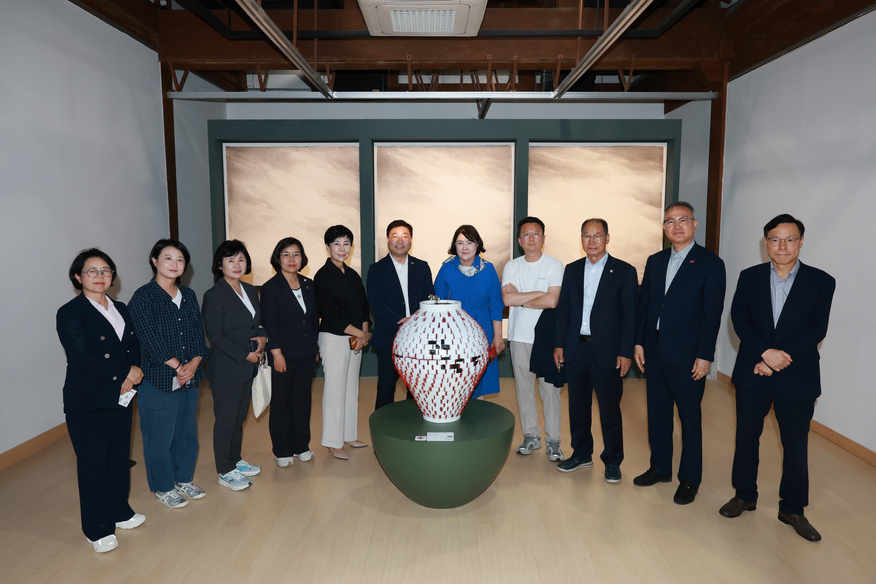 제393회 임시회 경제관광문화위원회 현지활동 첨부이미지 : 25년09월11일 제393회 임시회 경제관광문화위원회 현지활동 - 084.jpg
