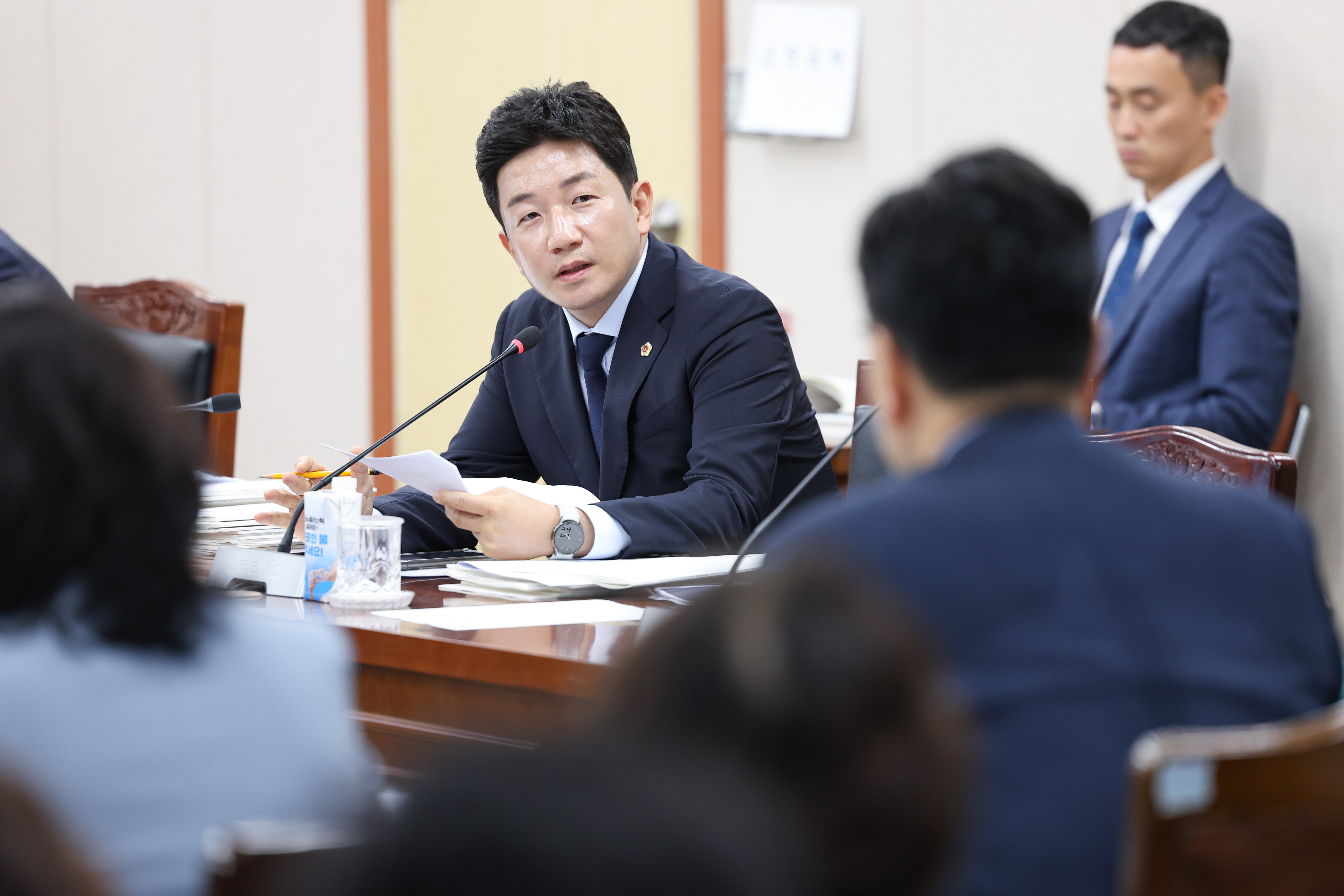 제393회 임시회 교육위원회 회의 첨부이미지 : 25년09월11일 제393회 임시회 교육위원회 회의 (45).jpg
