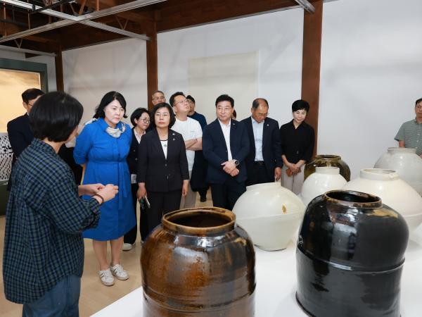 제393회 임시회 경제관광문화위원회 현지활동 첨부이미지 : 25년09월11일 제393회 임시회 경제관광문화위원회 현지활동 - 079.jpg