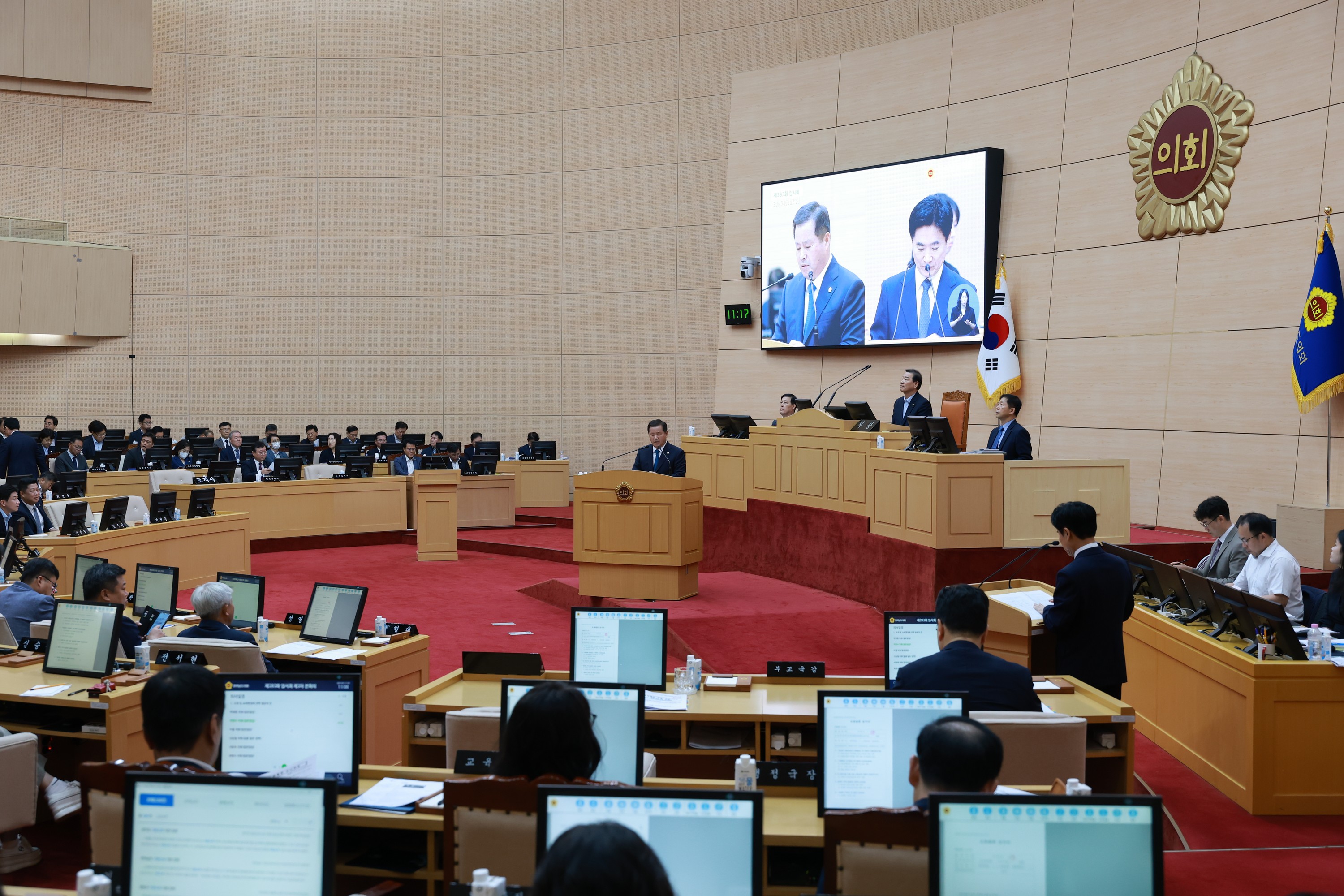 제393회 임시회 제3차 본회의 도정 및 교육행정 질문 첨부이미지 : 25년09월17일 제393회 임시회 제3차 본회의 도정 및 교육행정 질문 - 232.jpg