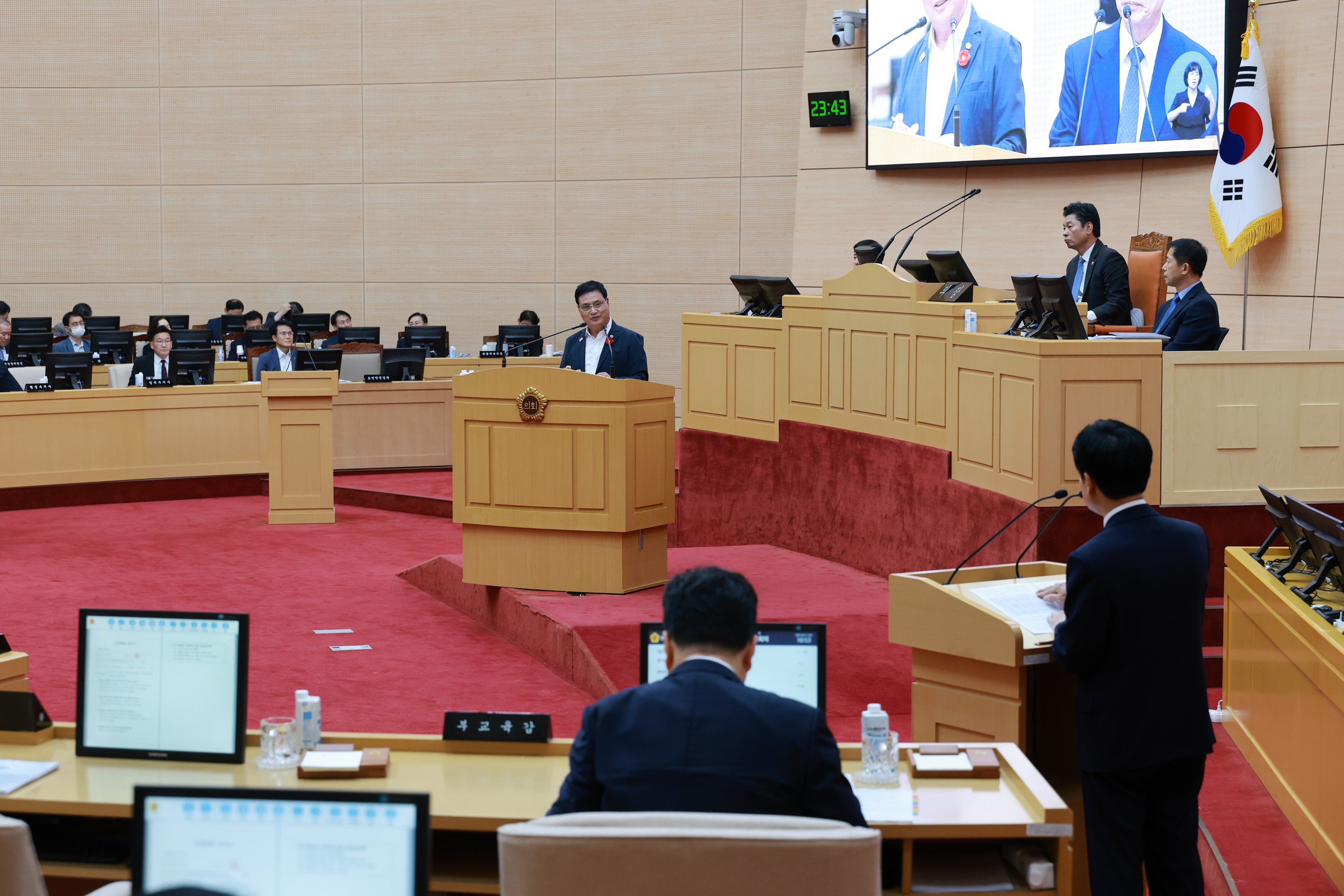 제393회 임시회 제3차 본회의 도정 및 교육행정 질문 첨부이미지 : 25년09월17일 제393회 임시회 제3차 본회의 도정 및 교육행정 질문 - 155.jpg