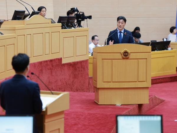 제393회 임시회 제3차 본회의 도정 및 교육행정 질문 첨부이미지 : 25년09월17일 제393회 임시회 제3차 본회의 도정 및 교육행정 질문 - 315.jpg