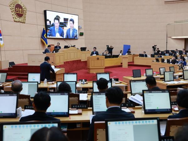 제393회 임시회 제3차 본회의 도정 및 교육행정 질문 첨부이미지 : 25년09월17일 제393회 임시회 제3차 본회의 도정 및 교육행정 질문 - 249.jpg
