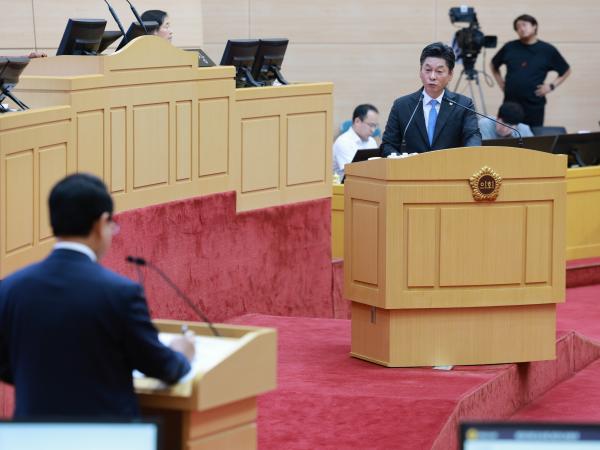 제393회 임시회 제3차 본회의 도정 및 교육행정 질문 첨부이미지 : 25년09월17일 제393회 임시회 제3차 본회의 도정 및 교육행정 질문 - 251.jpg