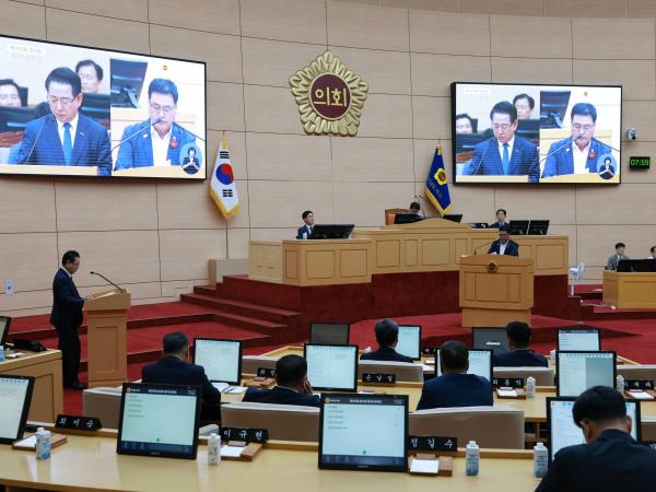 제393회 임시회 제3차 본회의 도정 및 교육행정 질문 첨부이미지 : 25년09월17일 제393회 임시회 제3차 본회의 도정 및 교육행정 질문 - 162.jpg