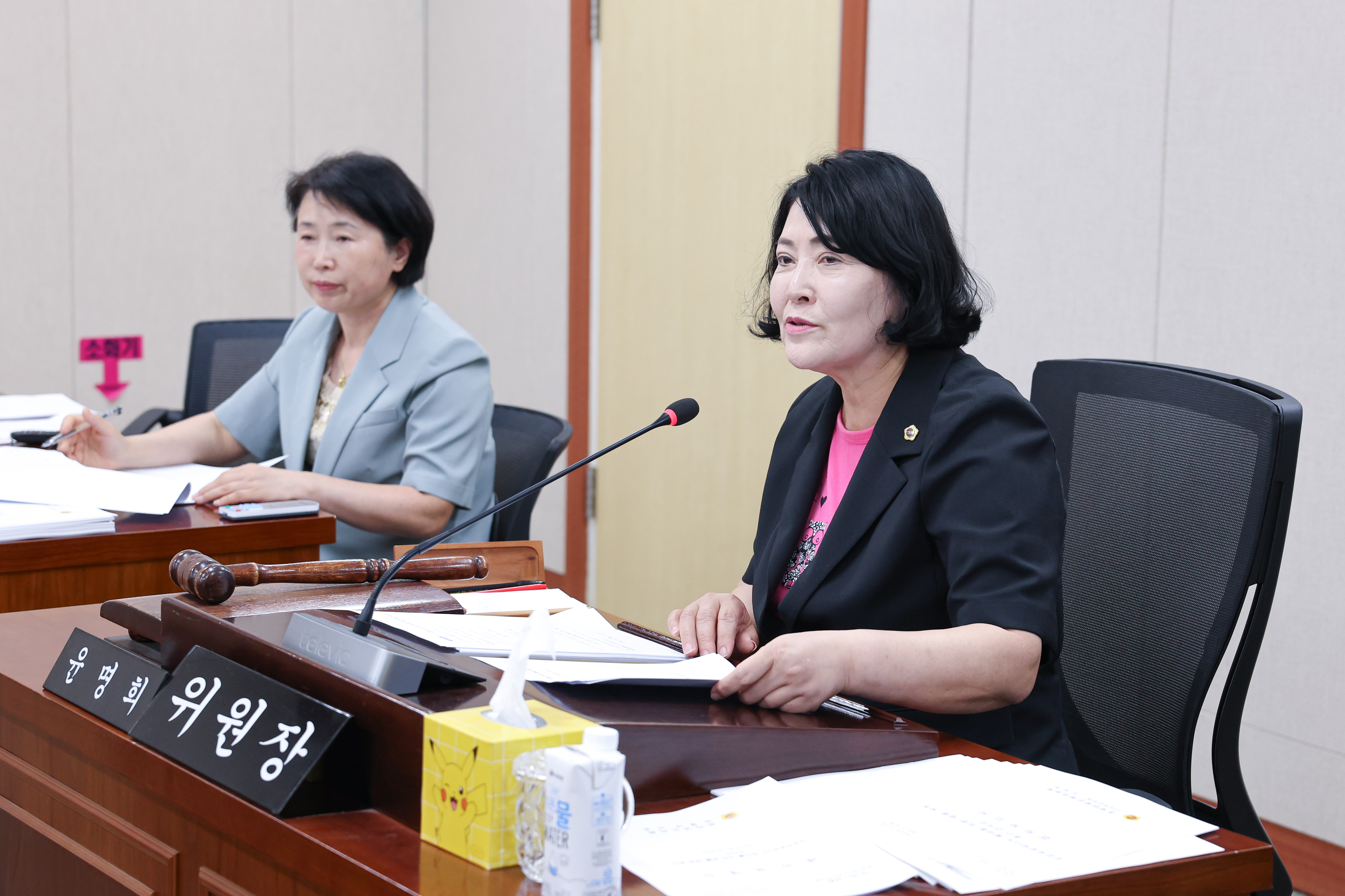 제393회 임시회 경제관광위원회 회의 첨부이미지 : 25년09월09일 제393회 임시회 경제관광위원회 회의 (2).jpg