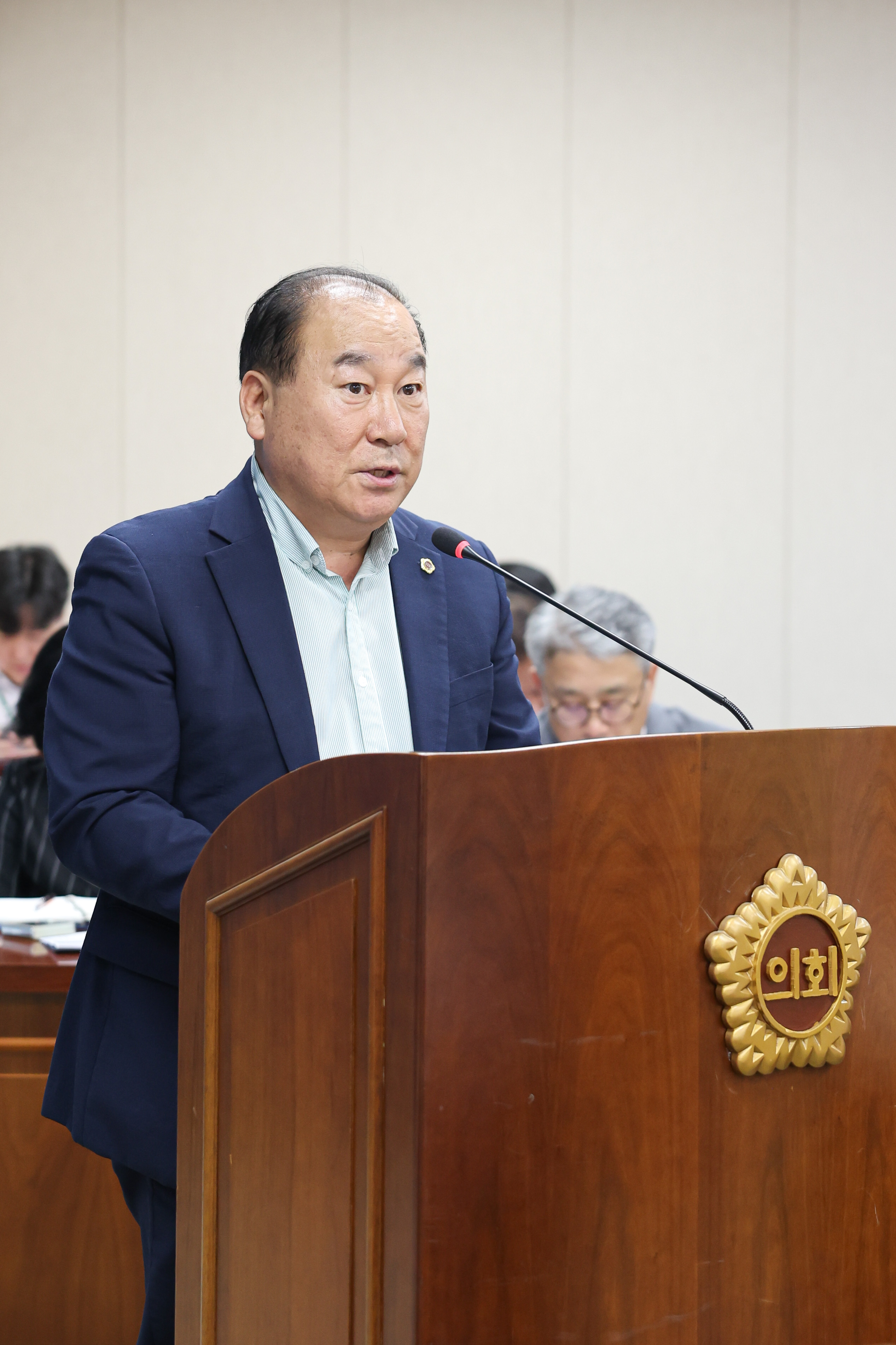 제393회 임시회 경제관광위원회 회의 첨부이미지 : 25년09월09일 제393회 임시회 경제관광위원회 회의 (11).jpg