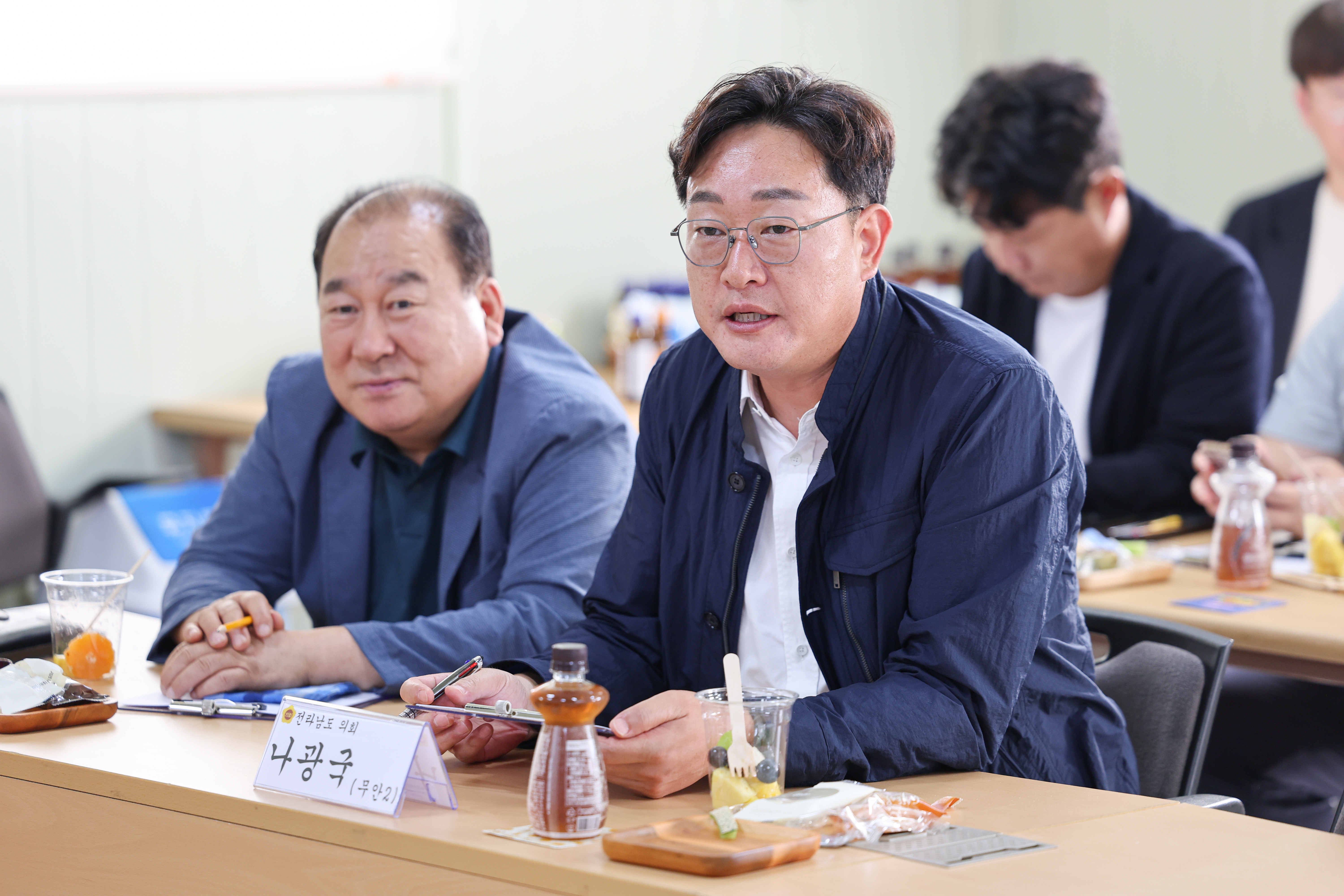 제393회 임시회 안전소방건설소방위원회 현지활동 첨부이미지 : 25년09월10일 제393회 임시회 안전소방건설소방위원회 현지활동 (학계천 하천재해 예방 사업 현장) (14).jpg