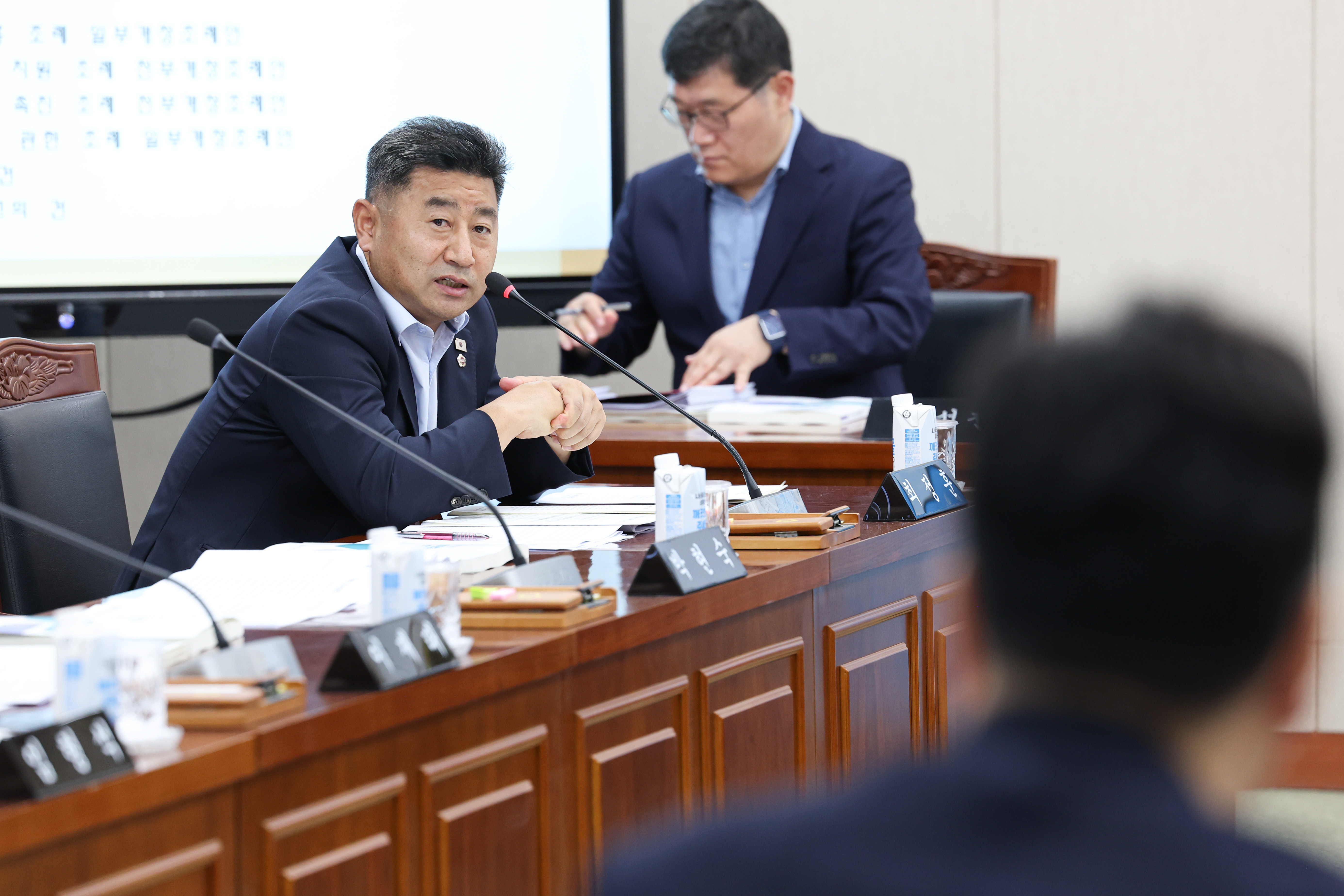 제393회 임시회 교육위원회 회의 첨부이미지 : 25년09월10일 제393회 임시회 교육위원회 회의 (57).jpg