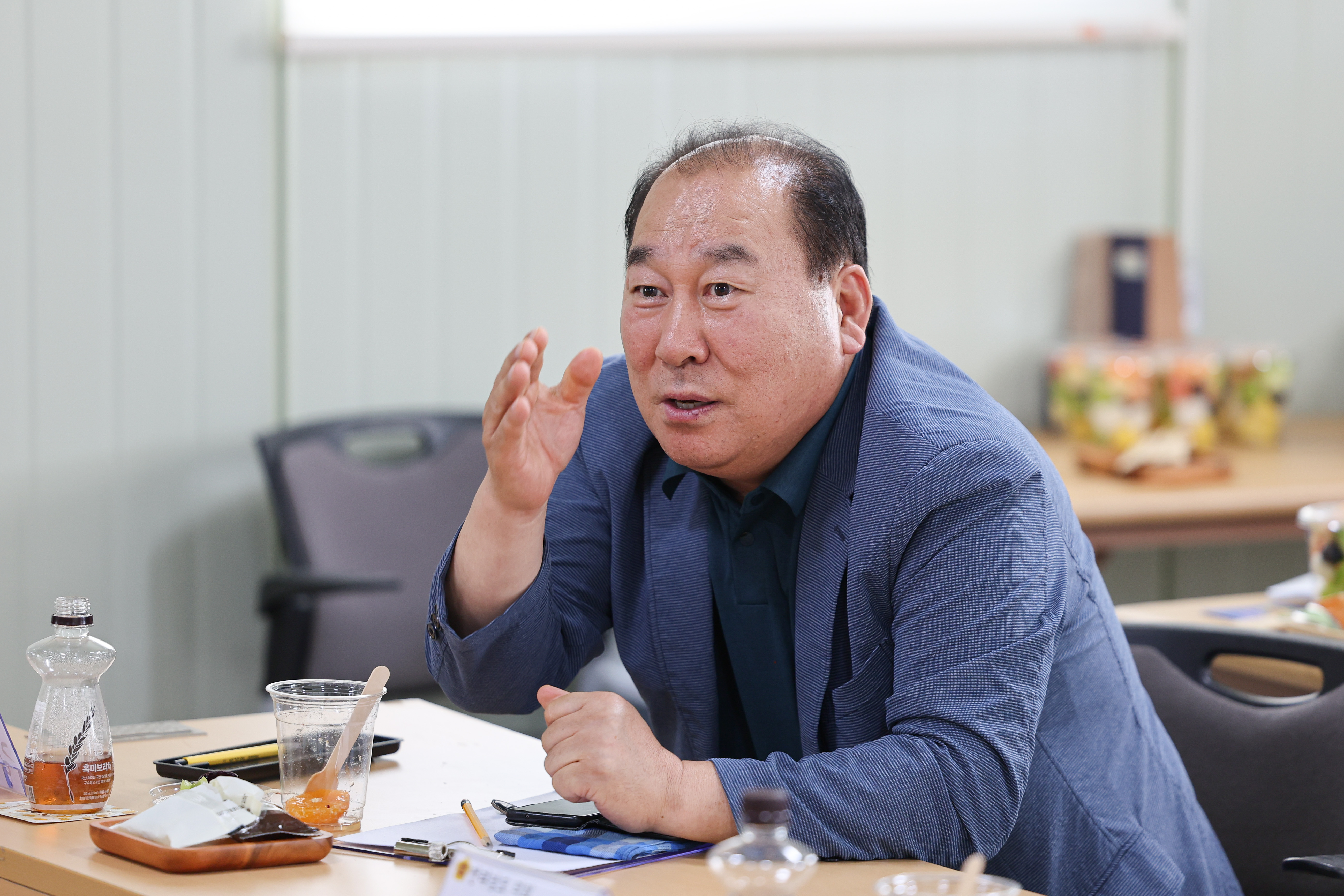 제393회 임시회 안전소방건설소방위원회 현지활동 첨부이미지 : 25년09월10일 제393회 임시회 안전소방건설소방위원회 현지활동 (학계천 하천재해 예방 사업 현장) (34).jpg