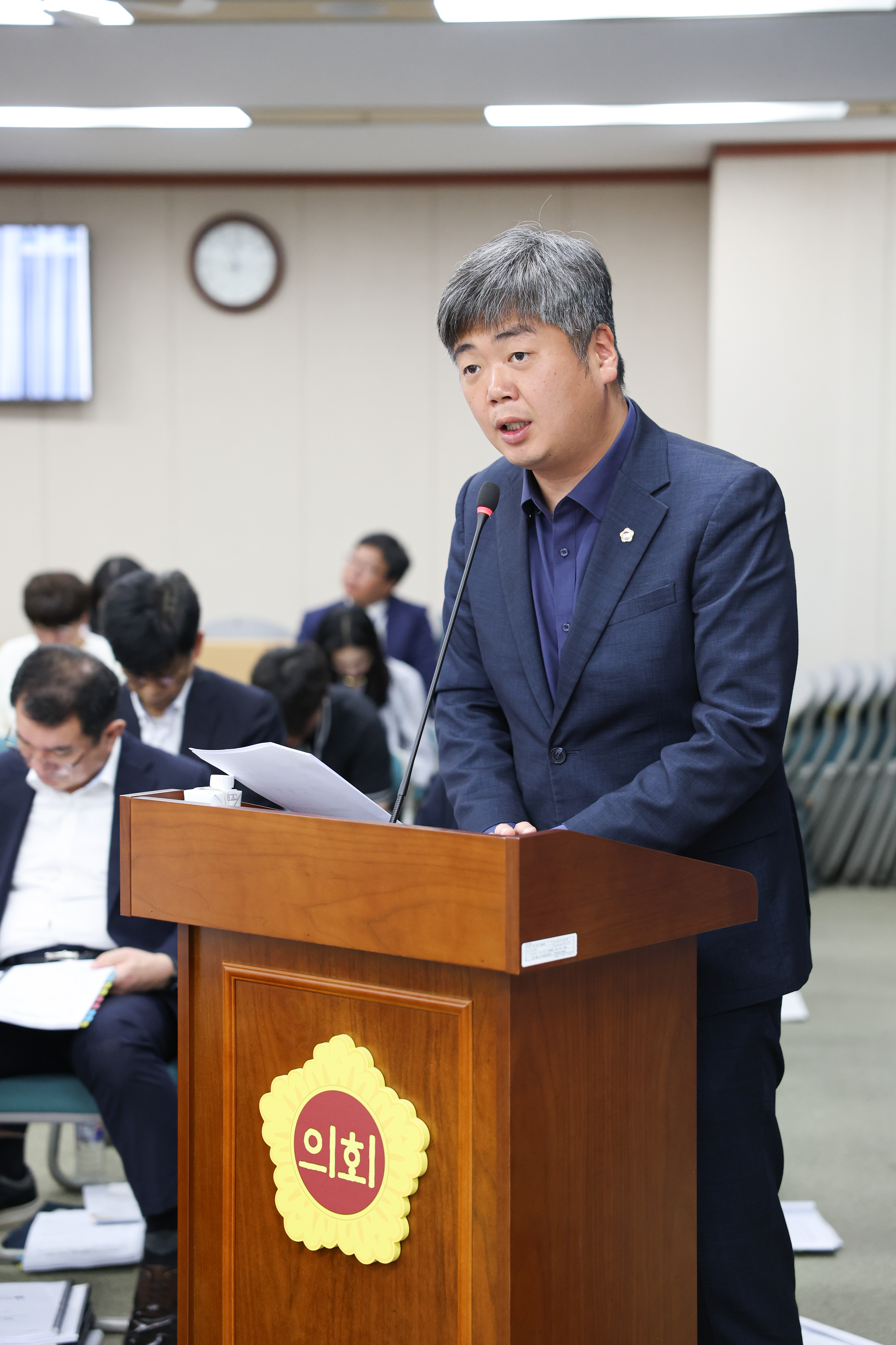 제393회 임시회 교육위원회 회의 첨부이미지 : 25년09월10일 제393회 임시회 교육위원회 회의 (43).jpg