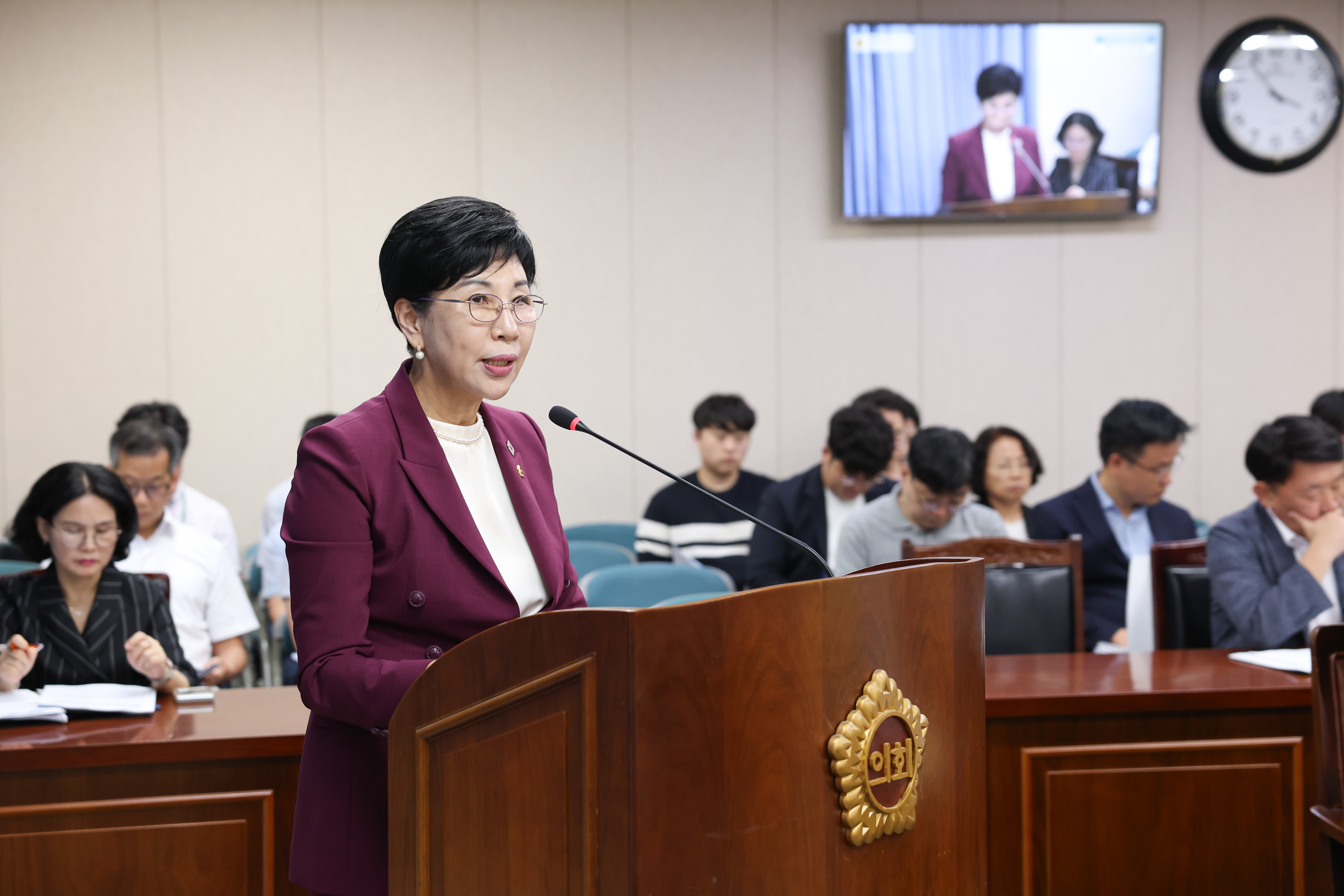 제393회 임시회 경제관광위원회 회의 첨부이미지 : 25년09월09일 제393회 임시회 경제관광위원회 회의 (30).jpg