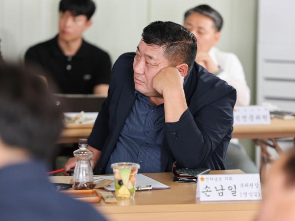 제393회 임시회 안전소방건설소방위원회 현지활동 첨부이미지 : 25년09월10일 제393회 임시회 안전소방건설소방위원회 현지활동 (학계천 하천재해 예방 사업 현장) (12).jpg