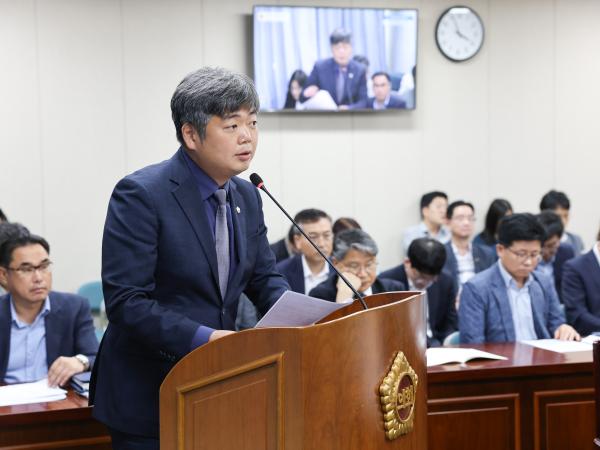 제393회 임시회 기획행정위원회 회의 첨부이미지 : 25년09월09일 제393회 임시회 기획행정위원회 회의 (41).jpg
